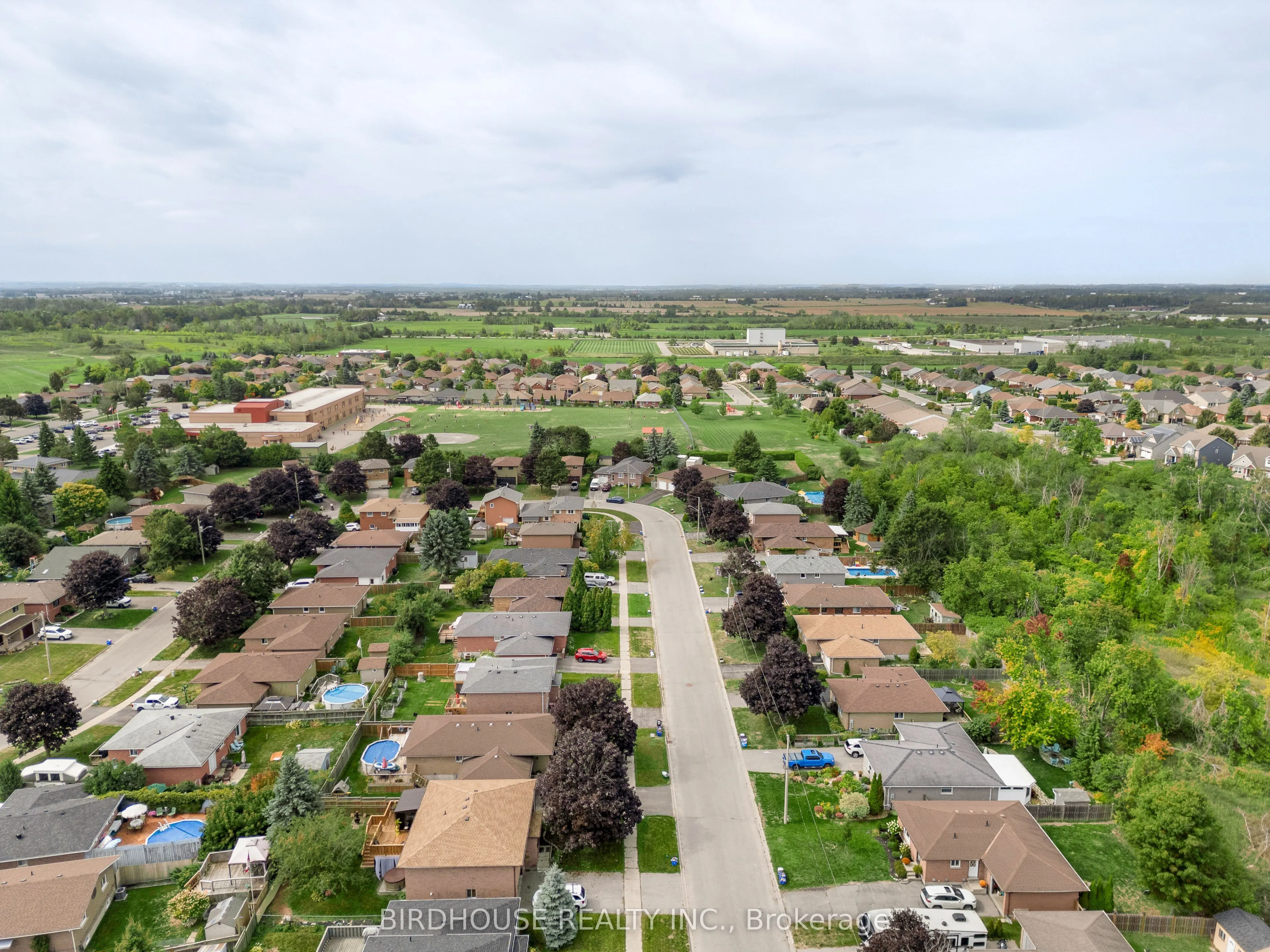 22 Madill Crescent