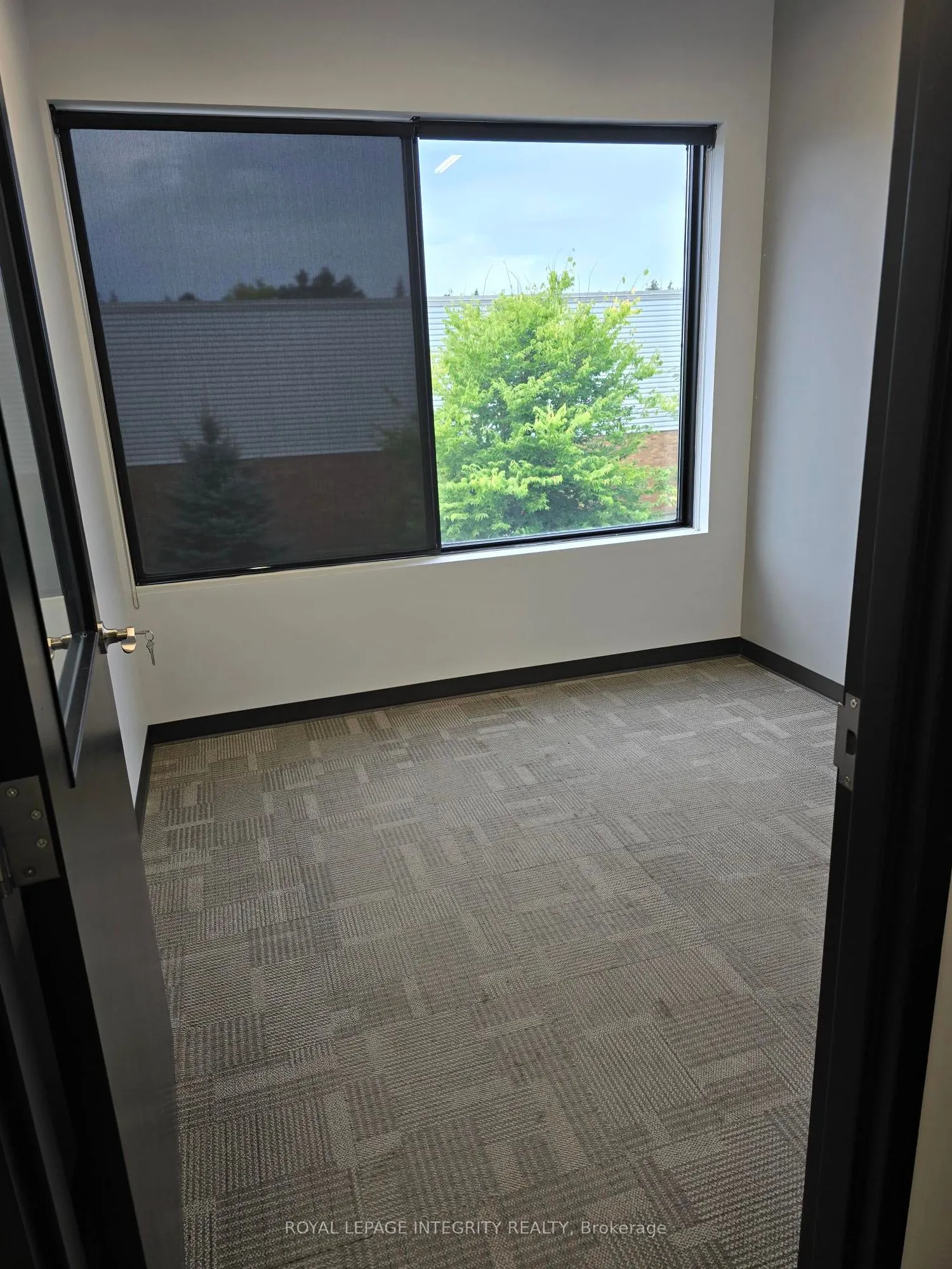 2310 ST LAURENT Boulevard NW, #210