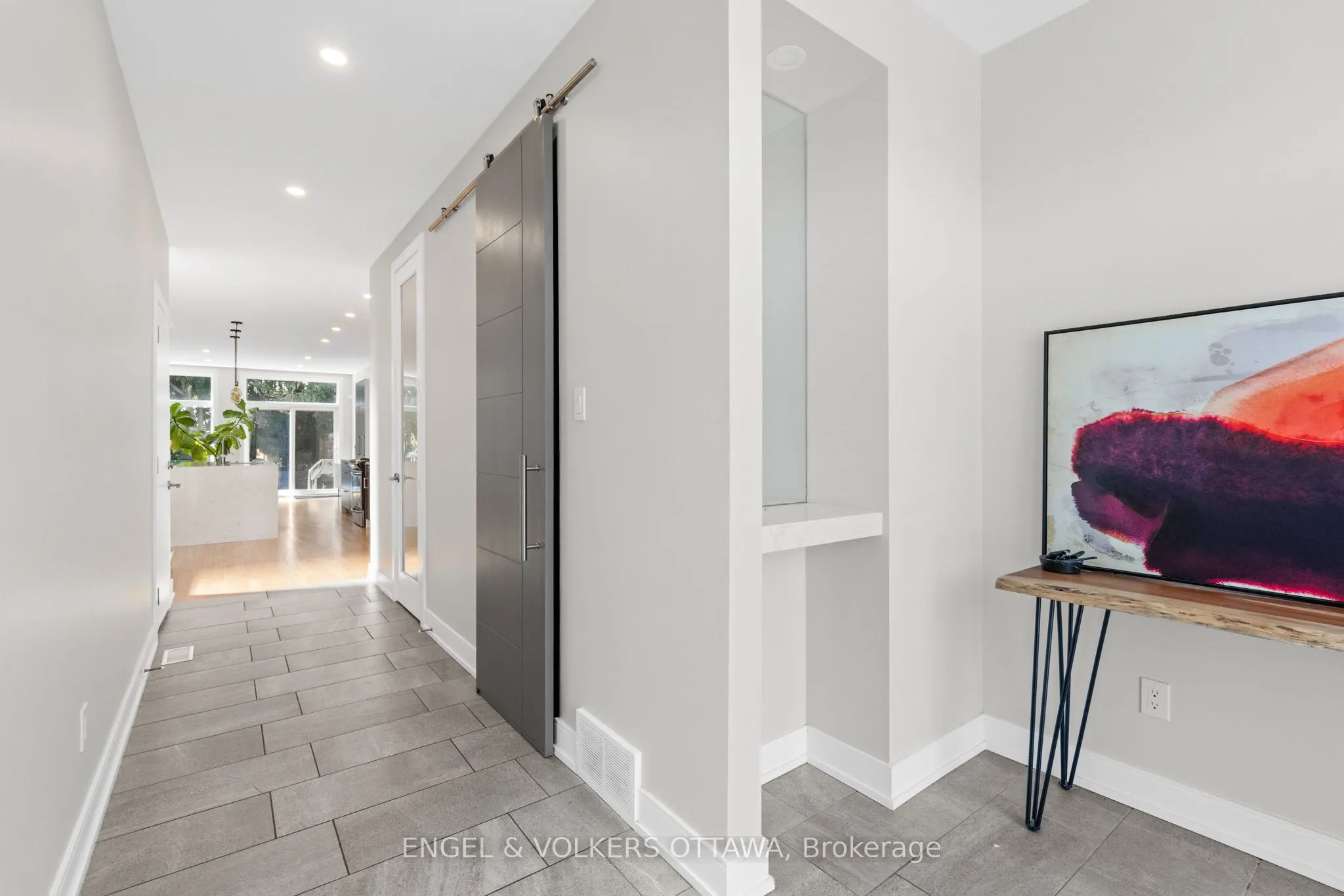 1212 Prince Of Wales Drive