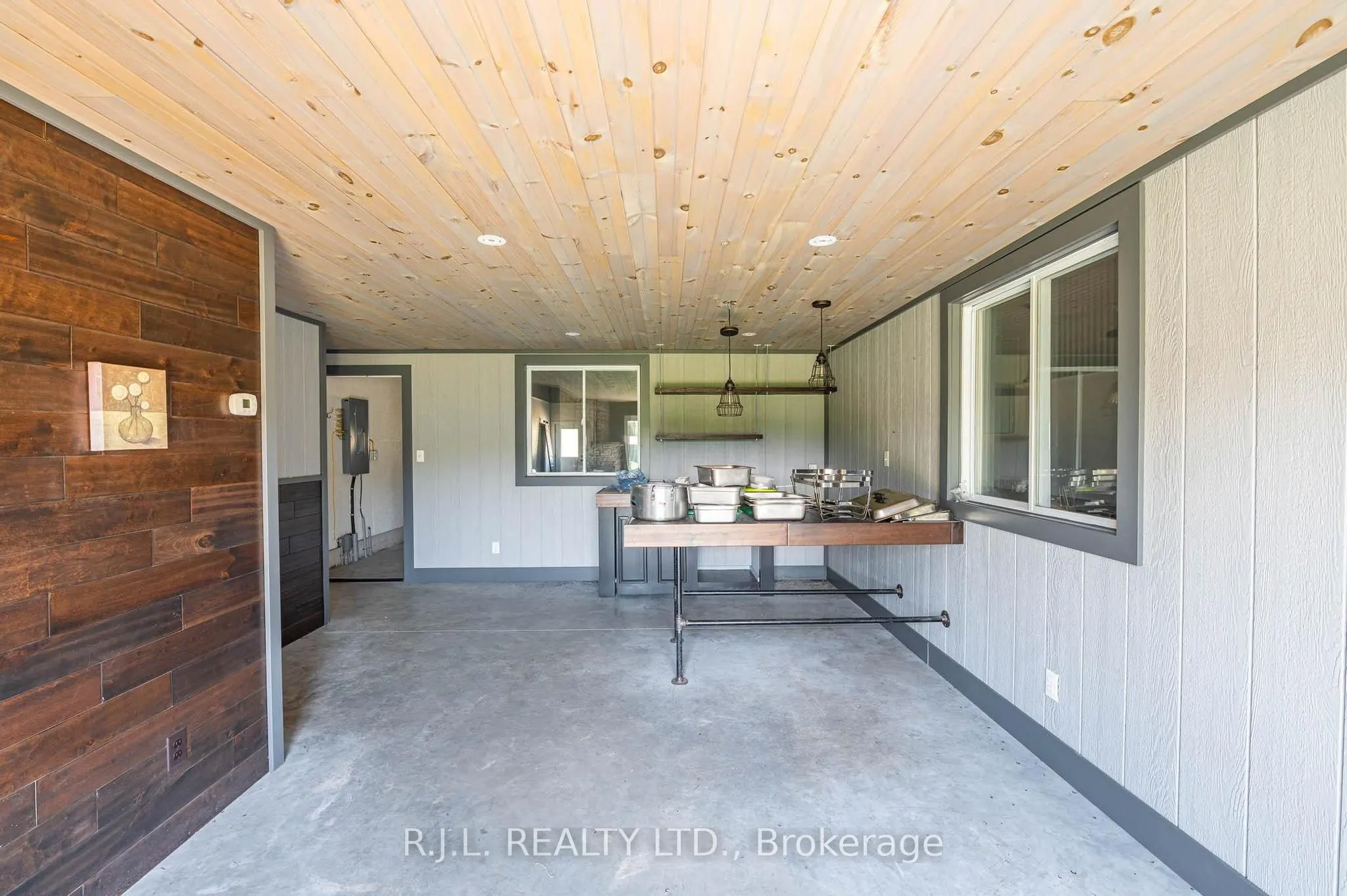 503862 Grey Road 12 Road