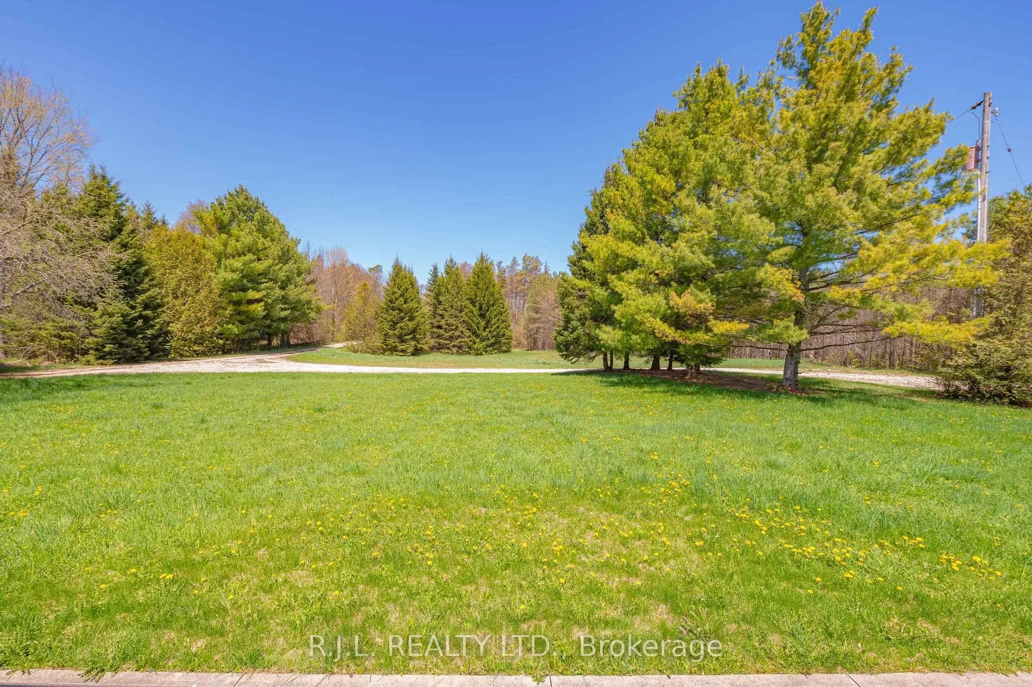 503862 Grey Road 12 Road
