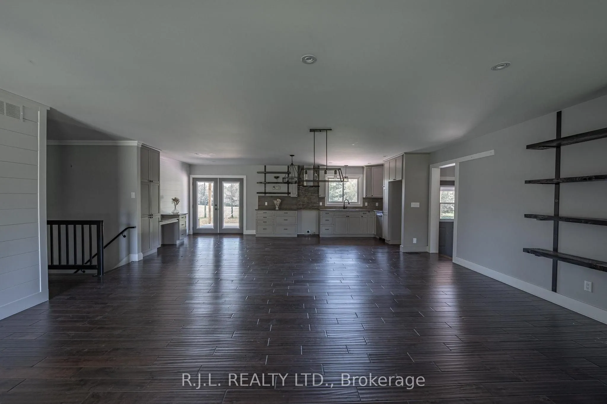 503862 Grey Road 12 Road