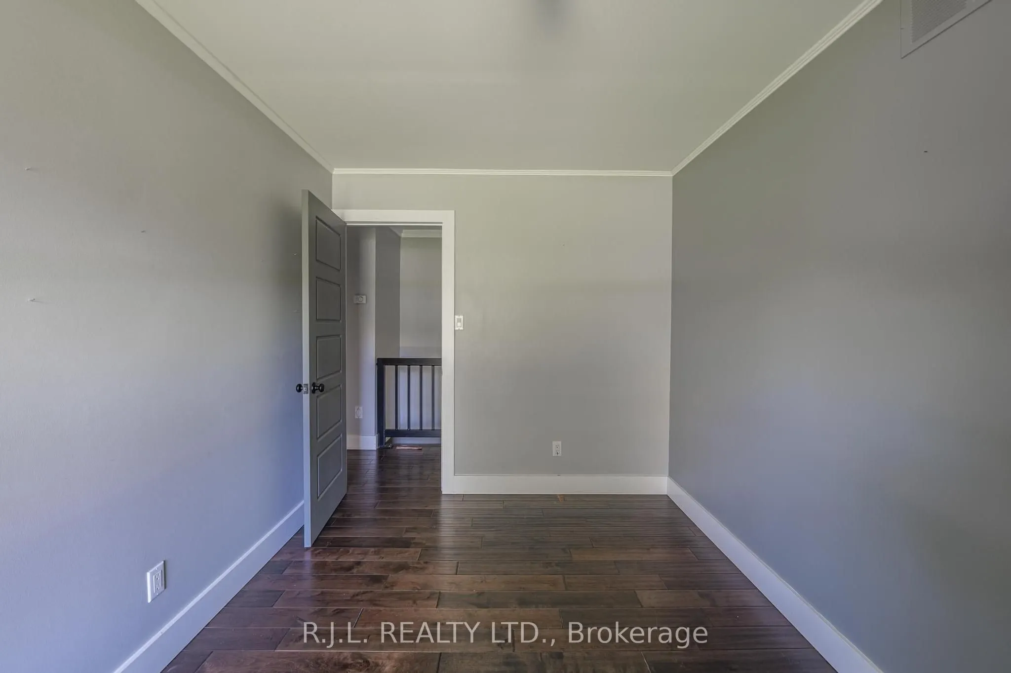 503862 Grey Road 12 Road