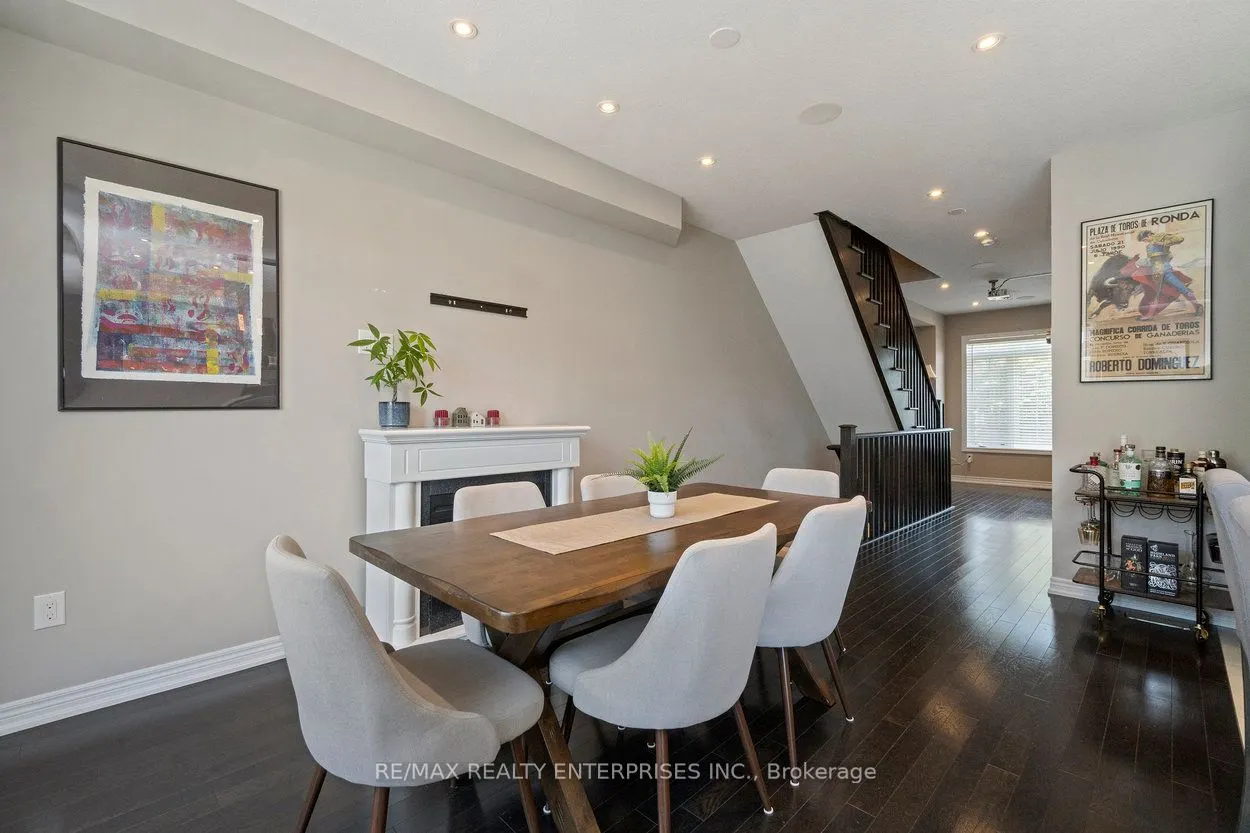 215 Dundas Street E, #9