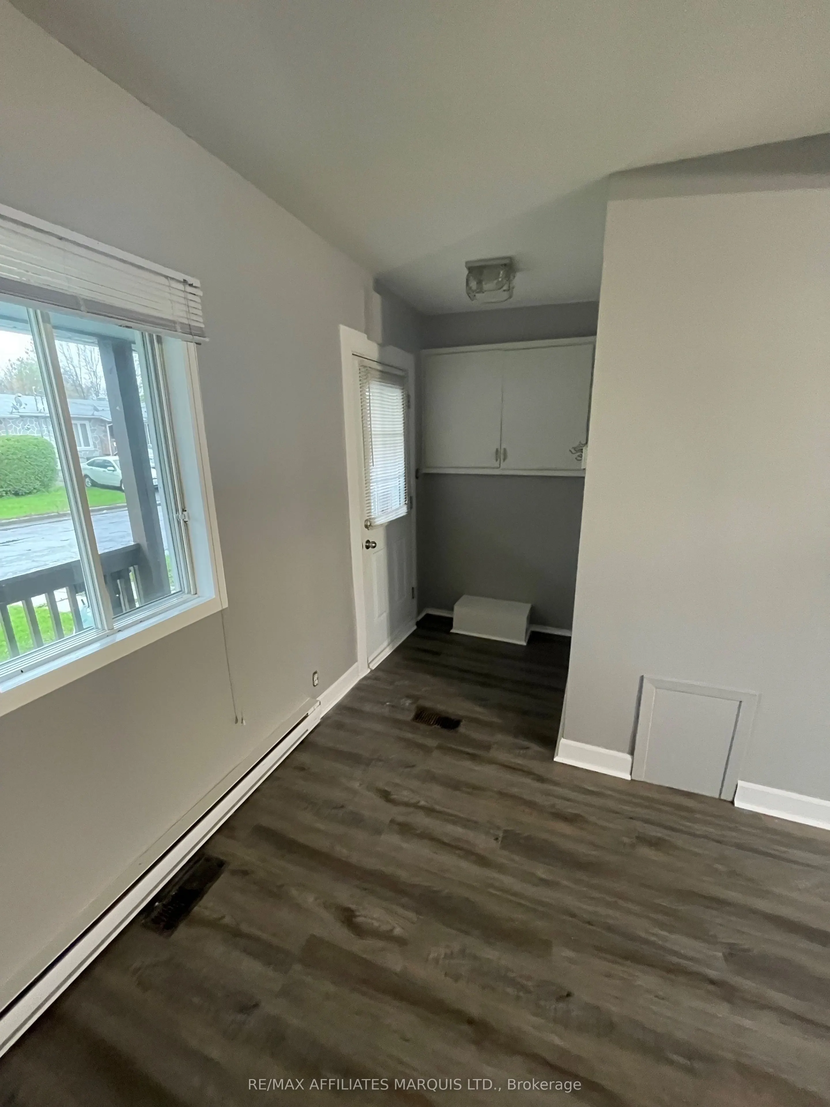 360 Kipling Street
