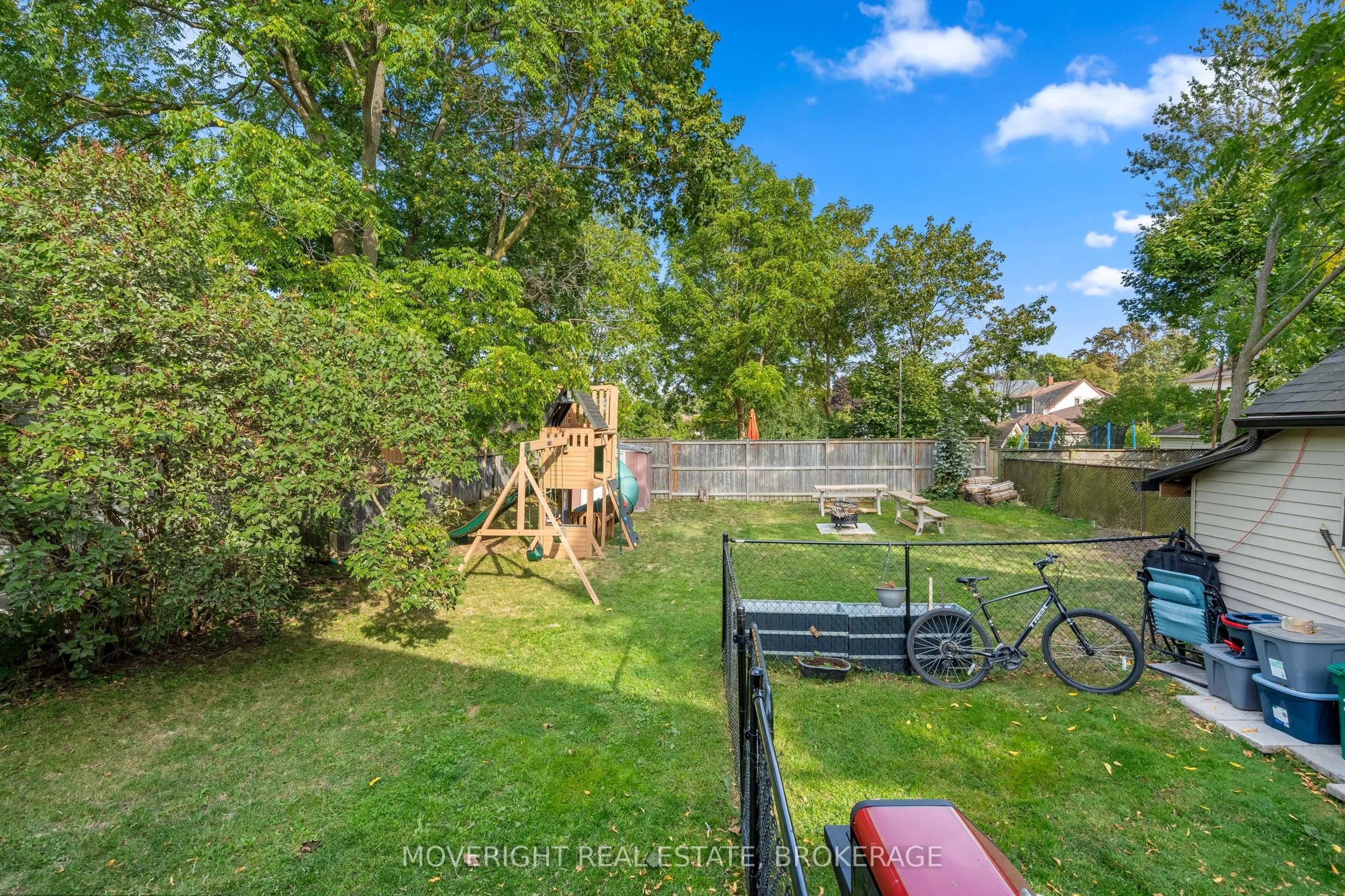 331 Fielden Avenue