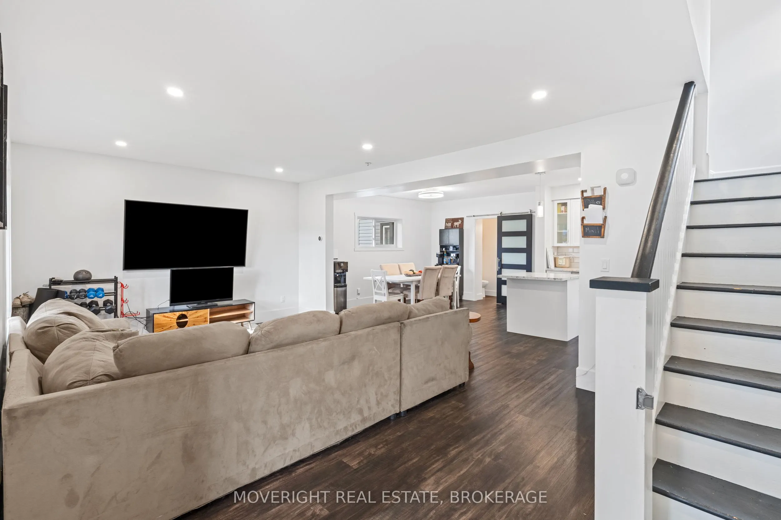 331 Fielden Avenue