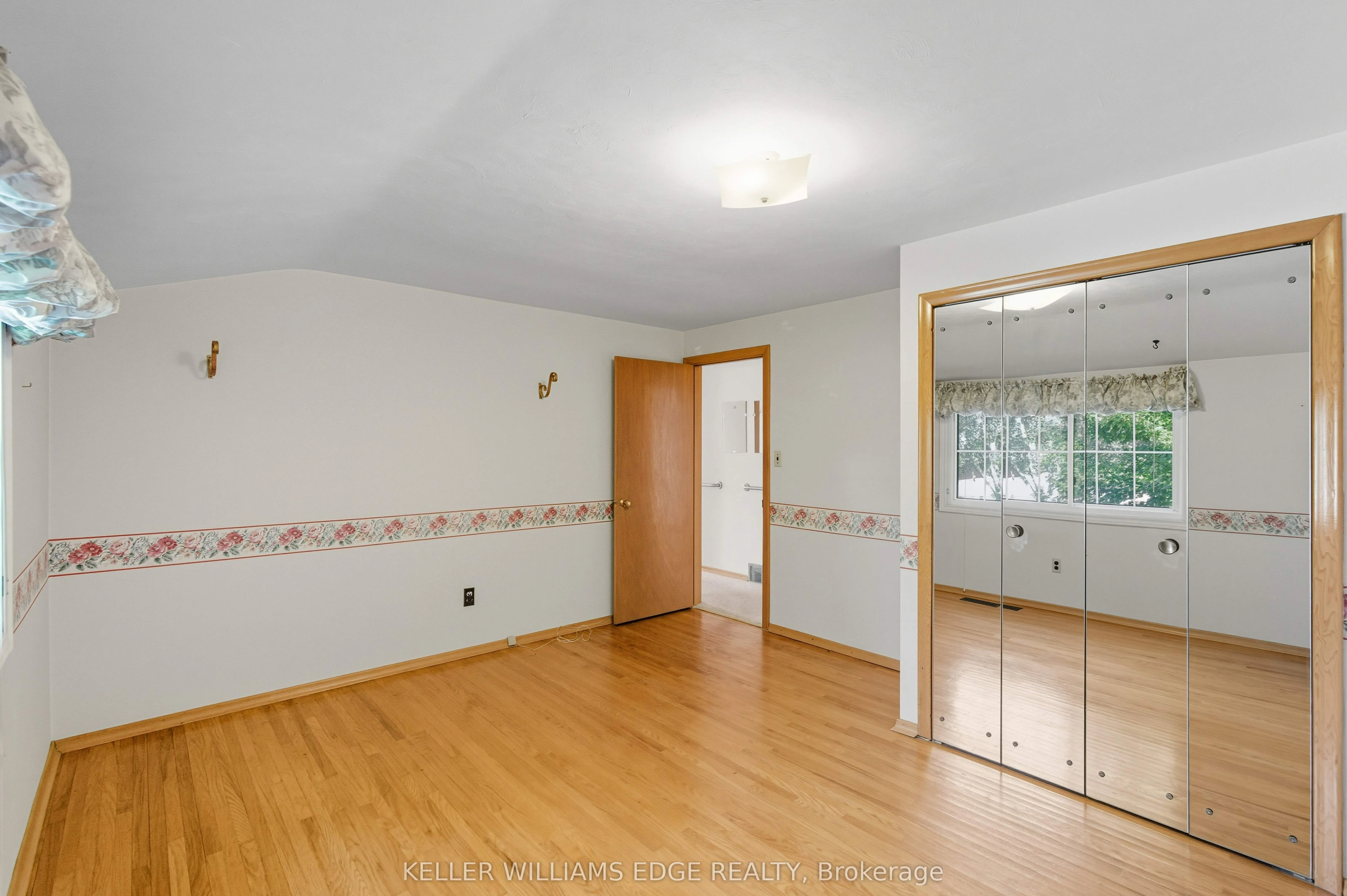 33 Goldfinch Road