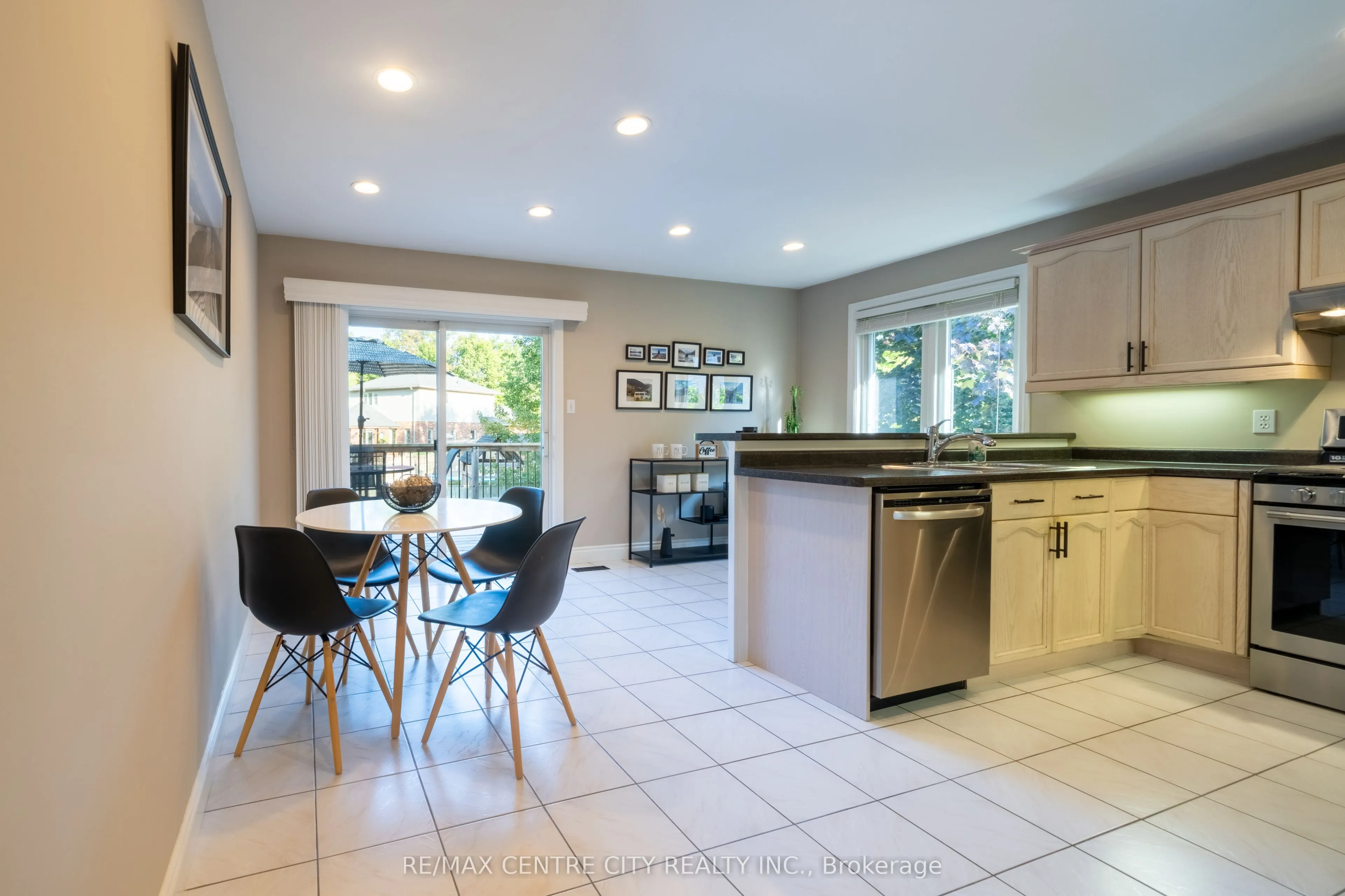 495 Riverview Drive