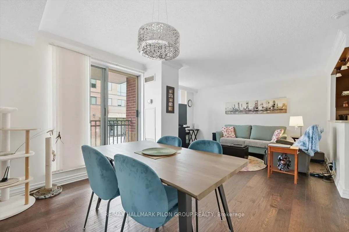 35 Holland Avenue, #205