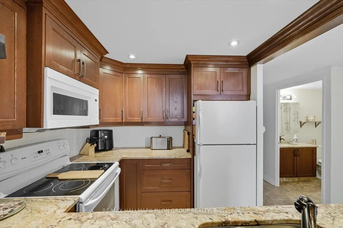 35 Holland Avenue, #205