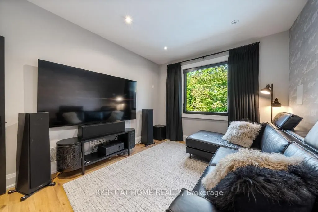 166 Foxridge Drive