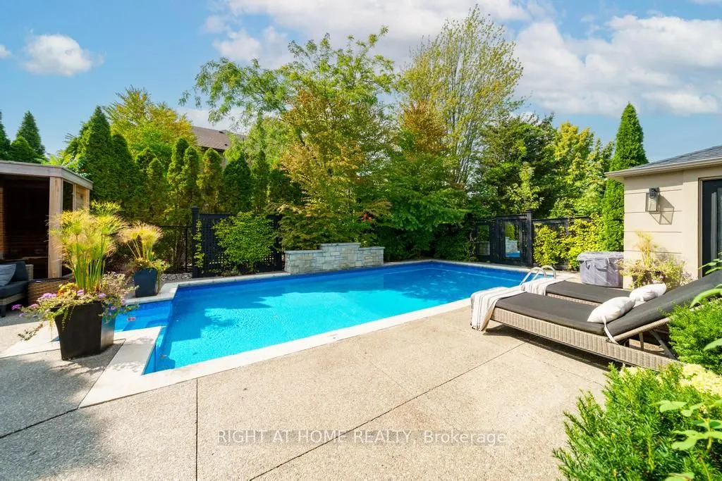 166 Foxridge Drive