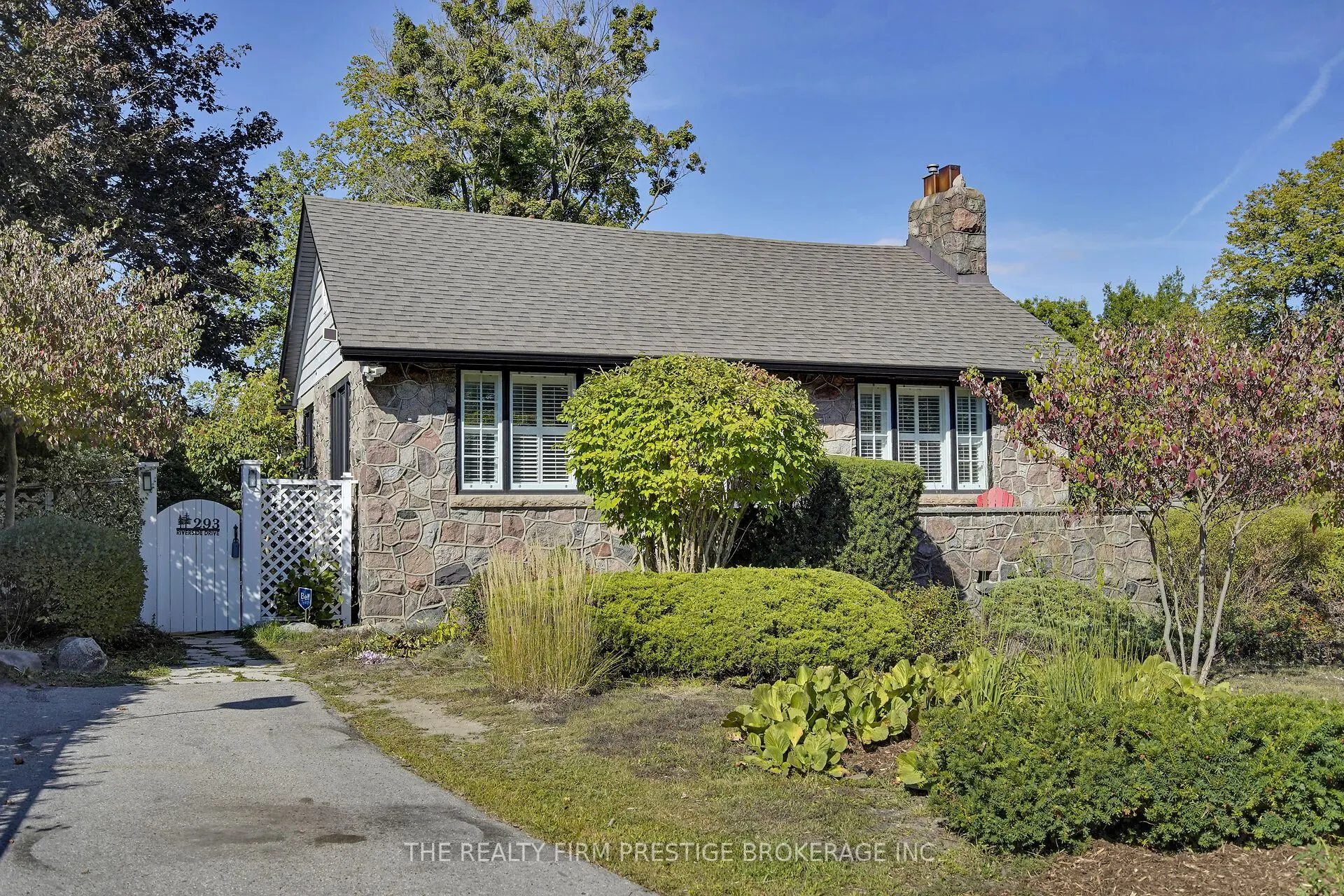 293 Riverside Drive