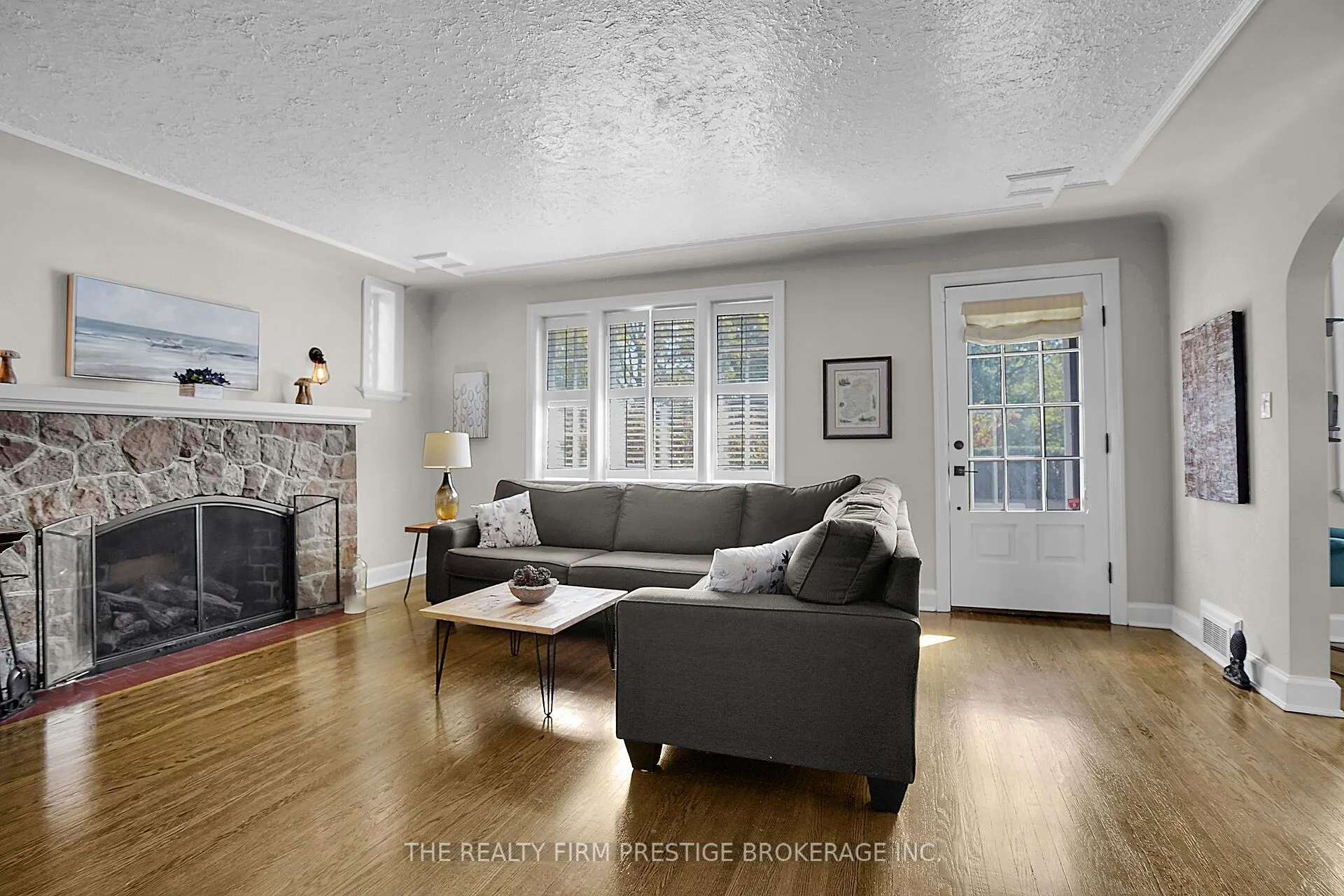 293 Riverside Drive