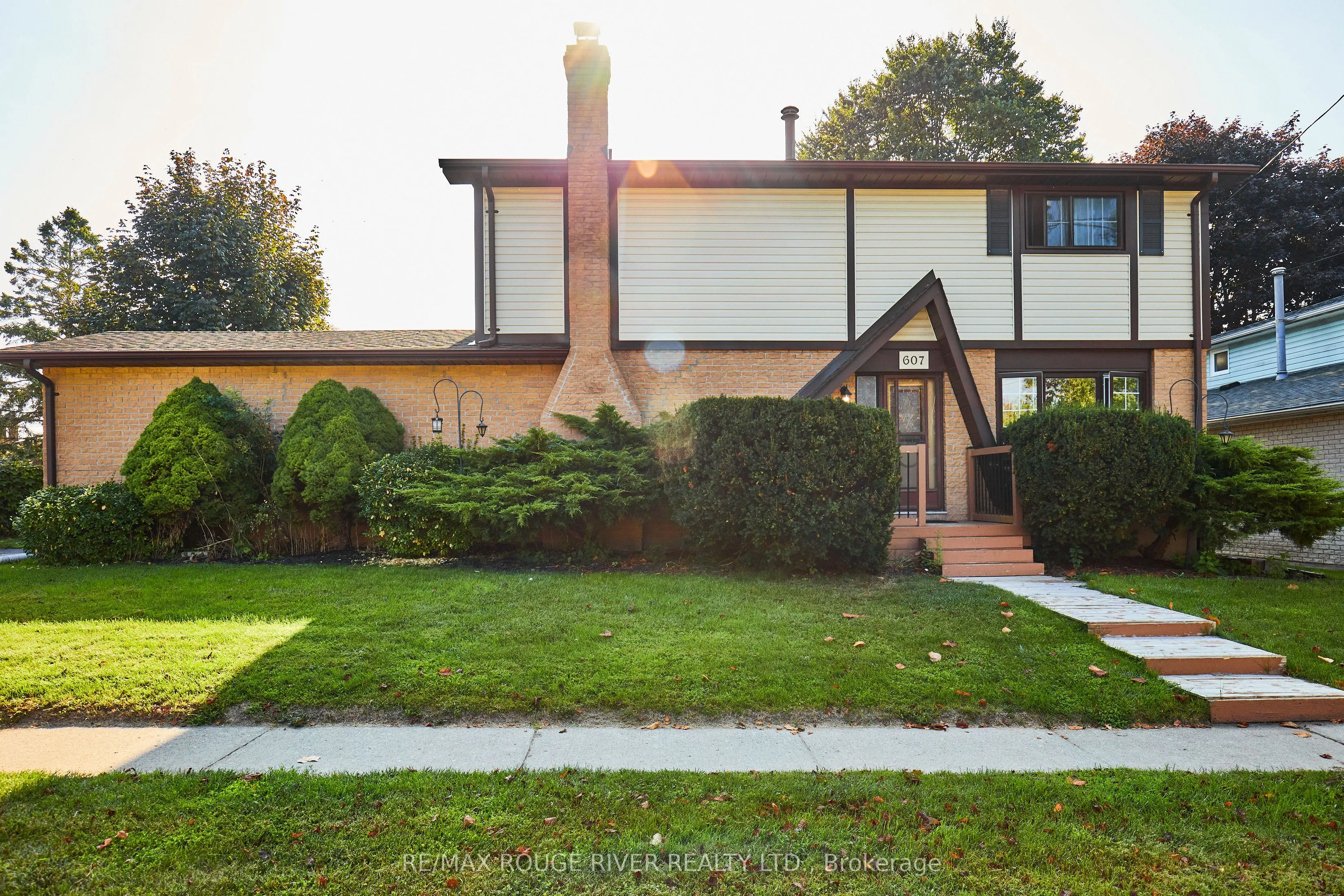 607 Carlisle Street
