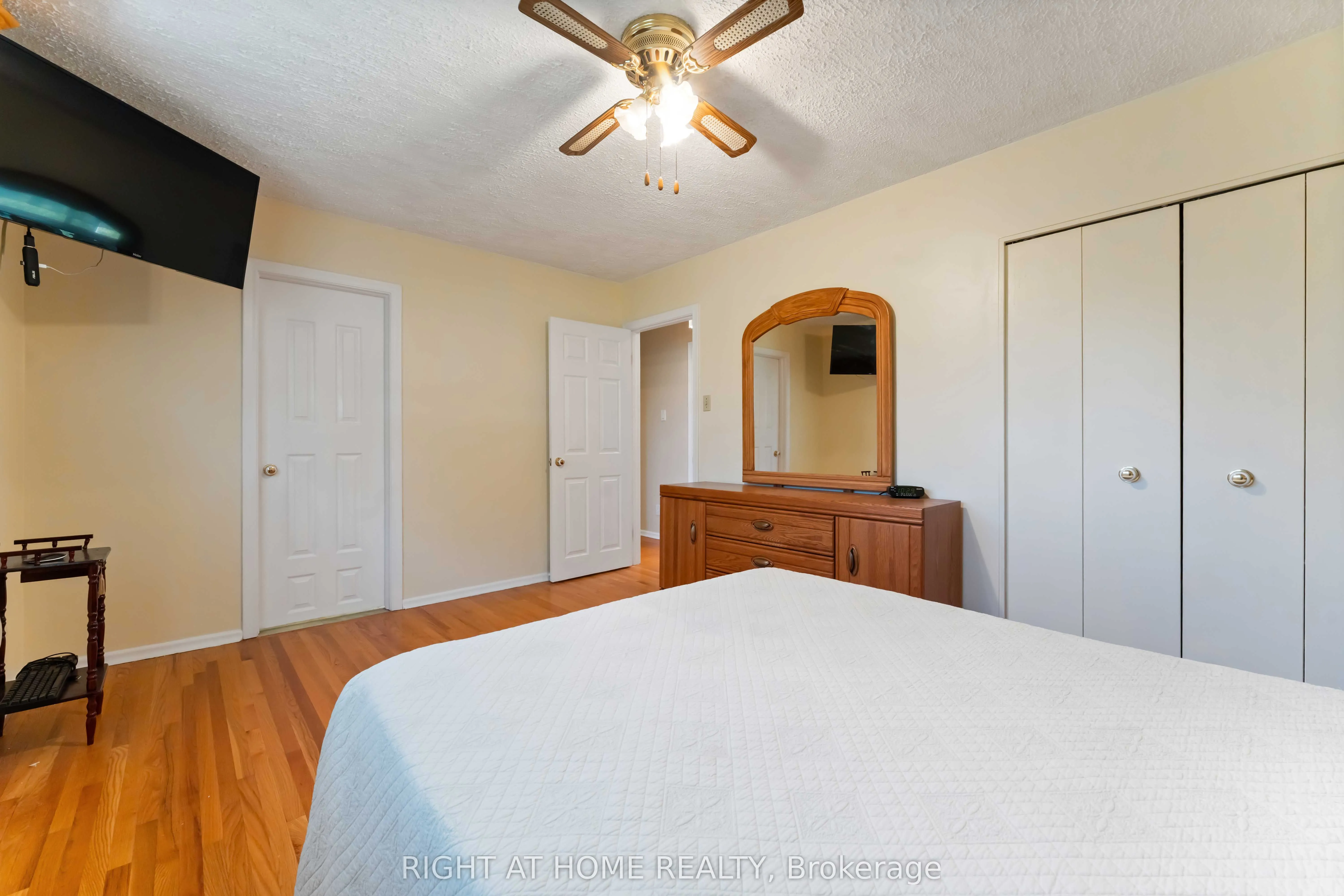 2221 Circle Place