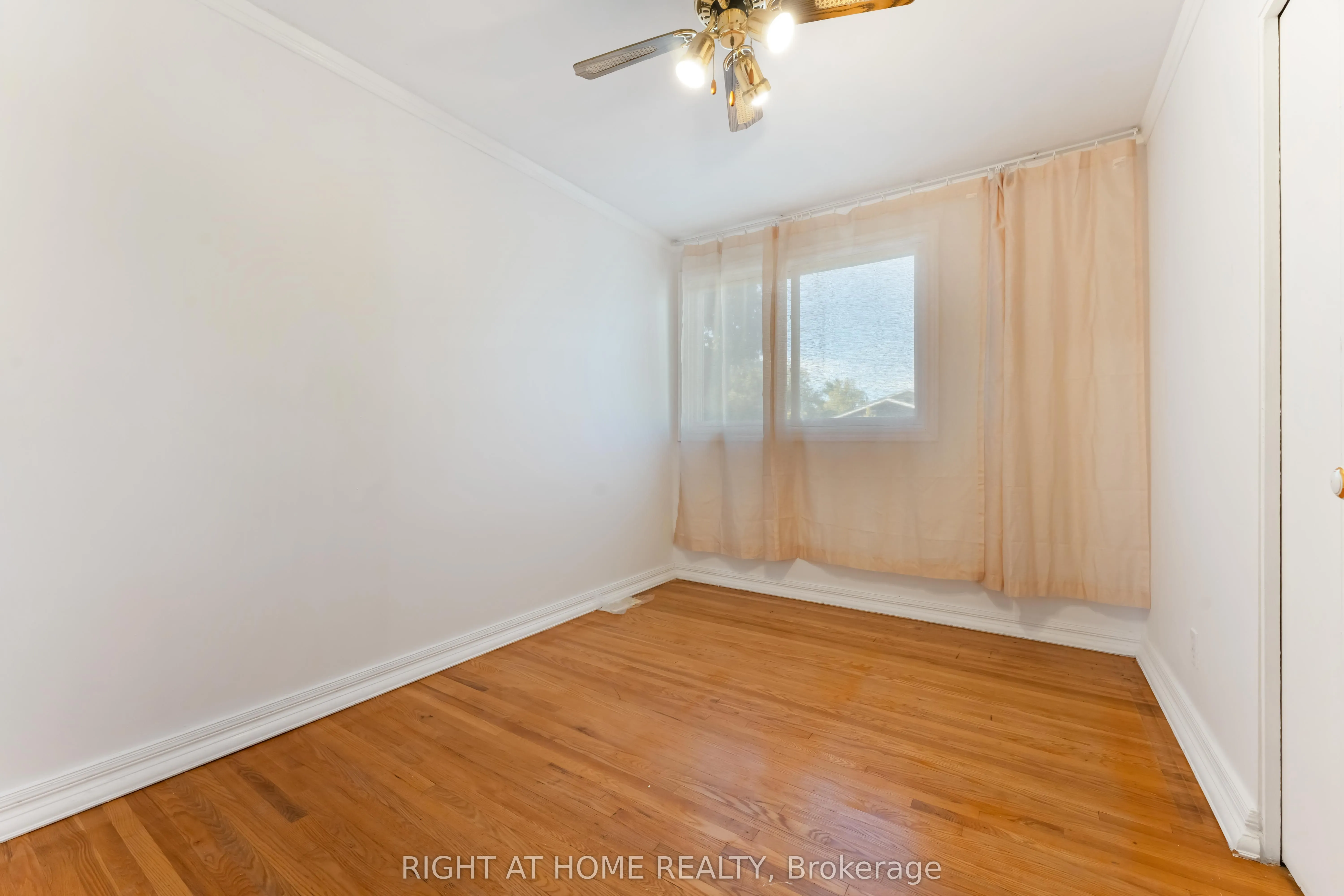 2221 Circle Place