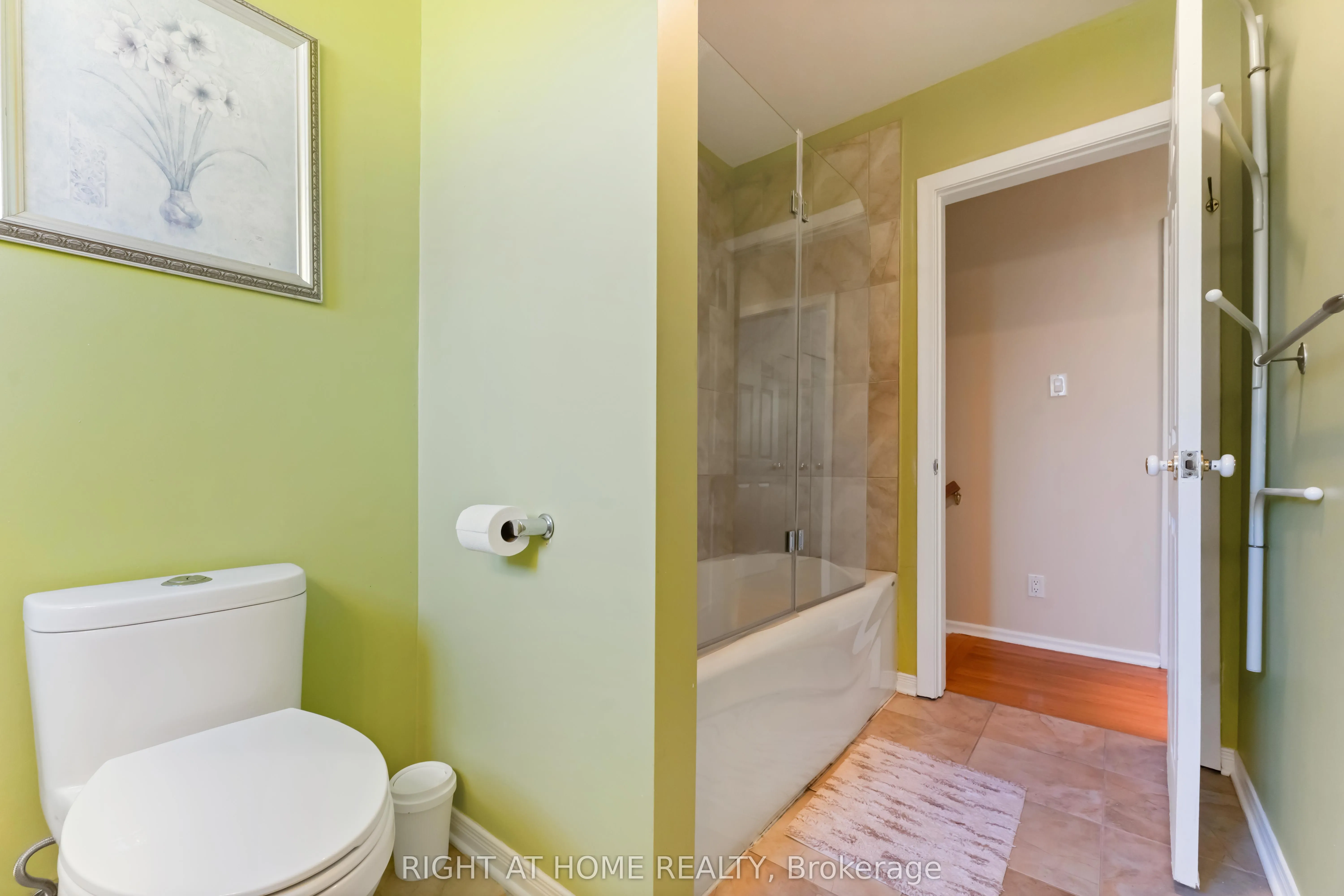 2221 Circle Place