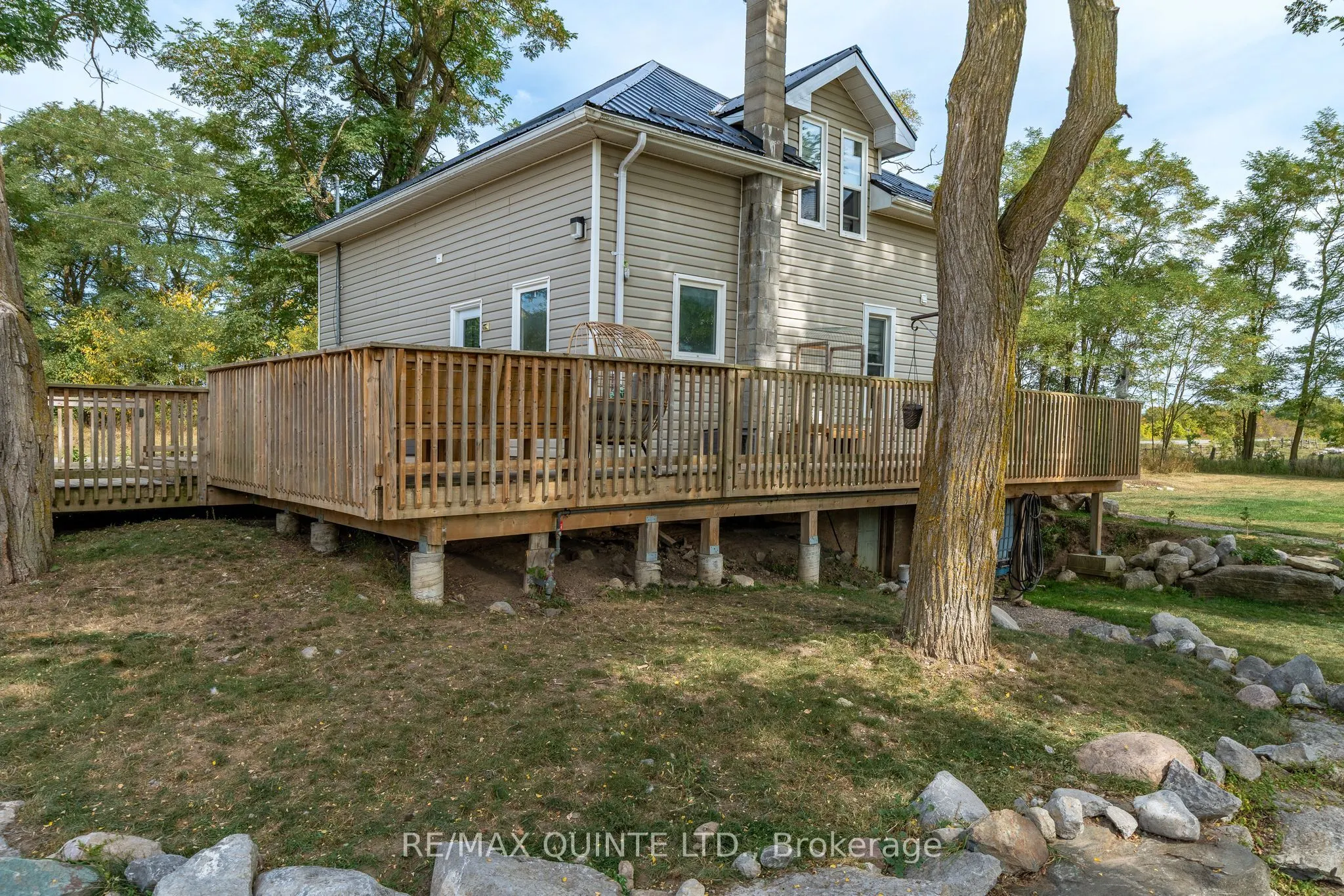 1938 Crookston Road