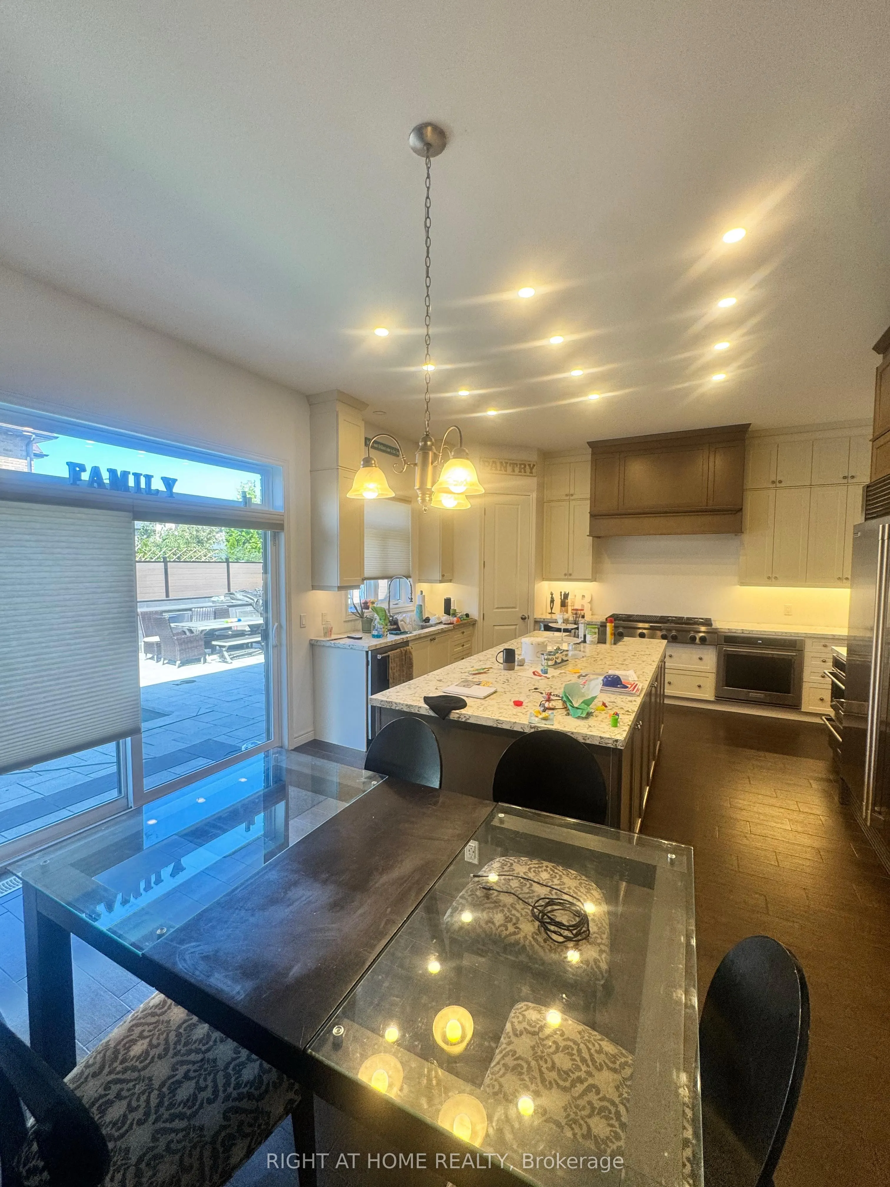 95 Hidden Ridge Crescent