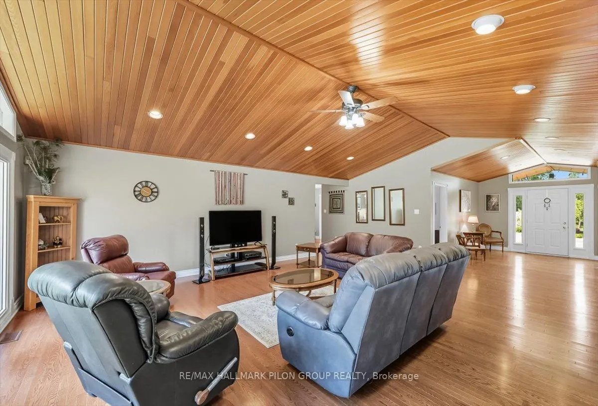 1717 Lakeshore Drive