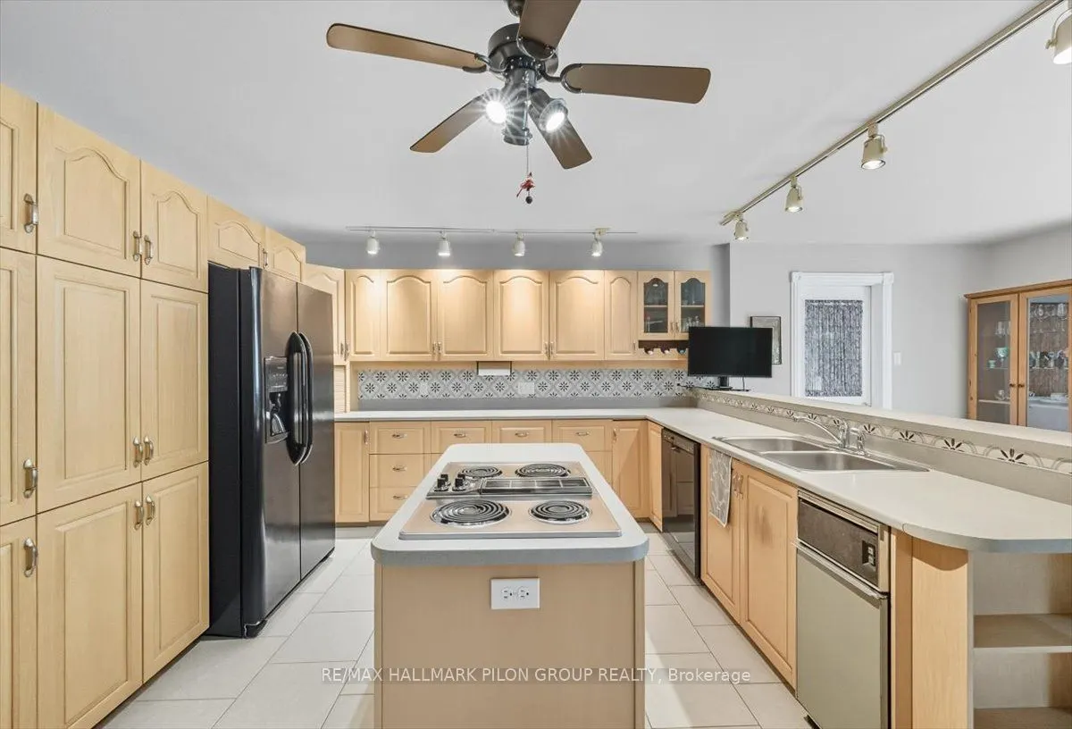 1717 Lakeshore Drive