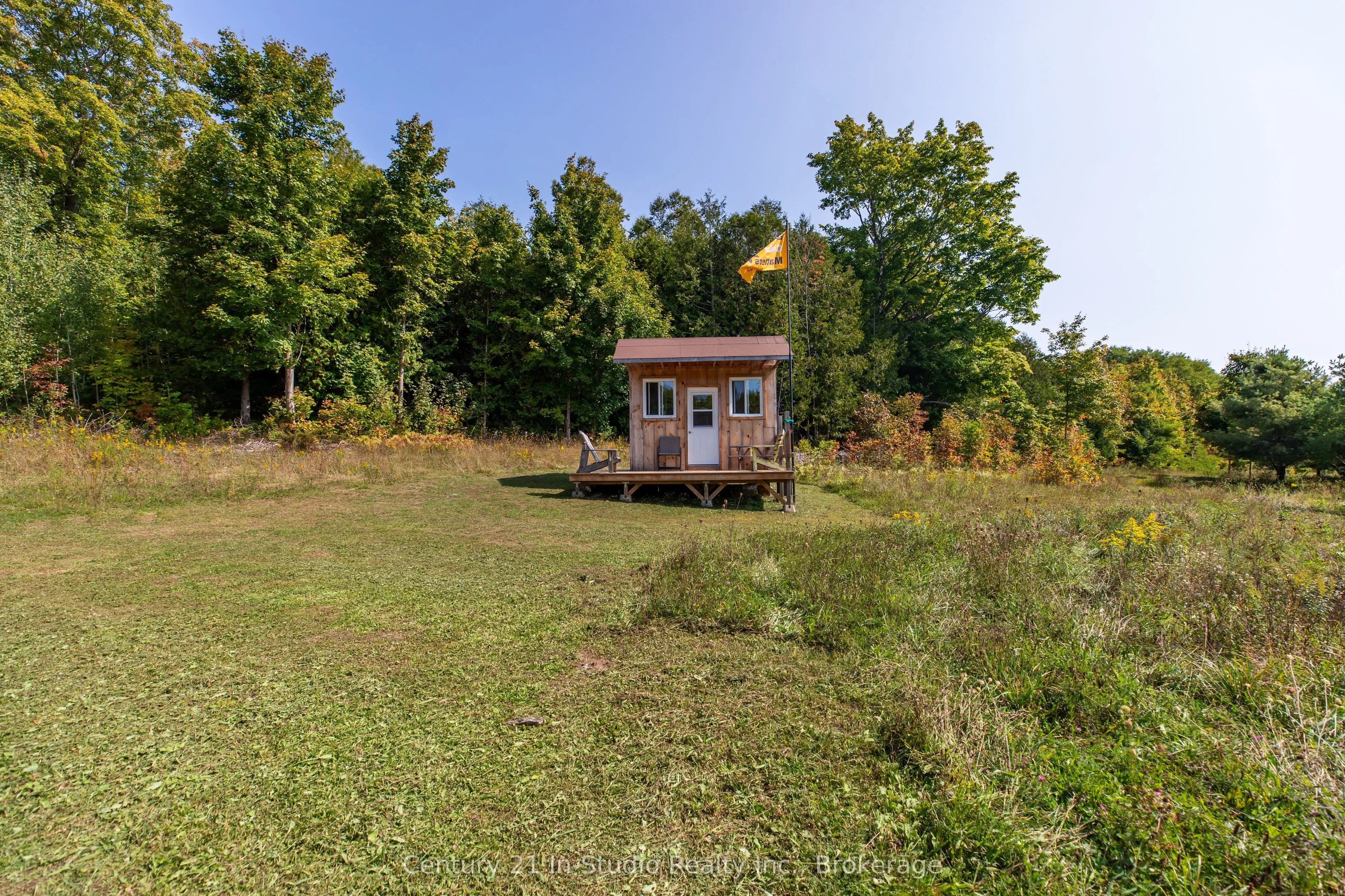 667 East Road
