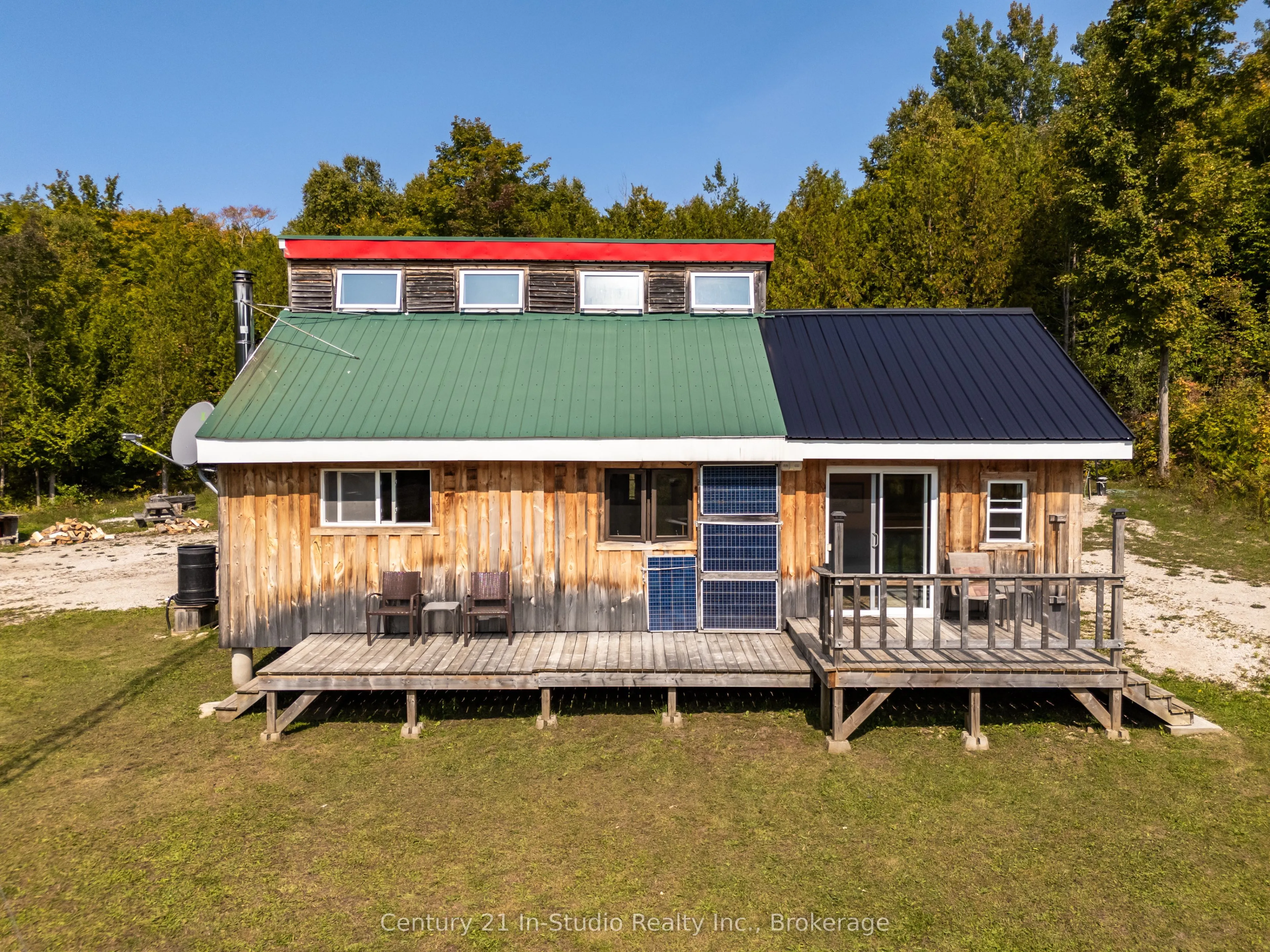 667 East Road