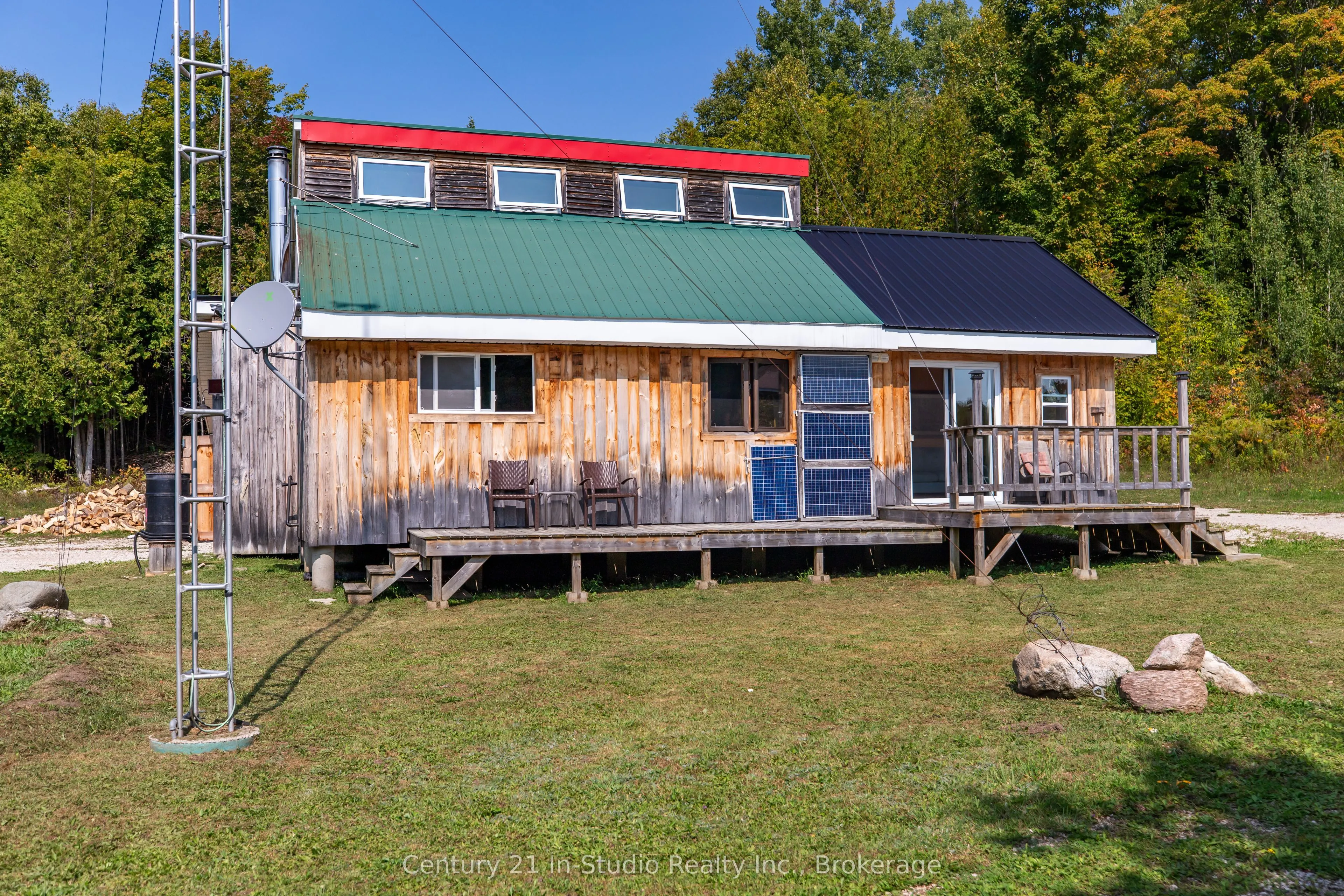 667 East Road