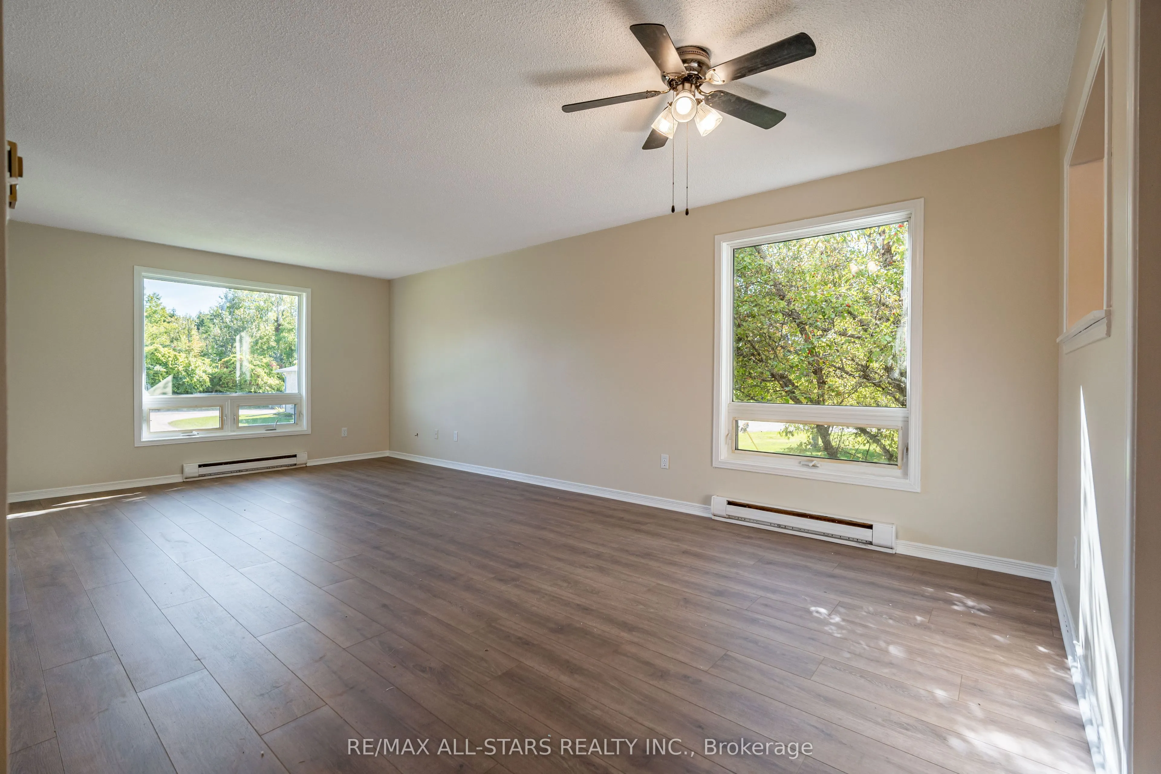103 D Rita Crescent, #22