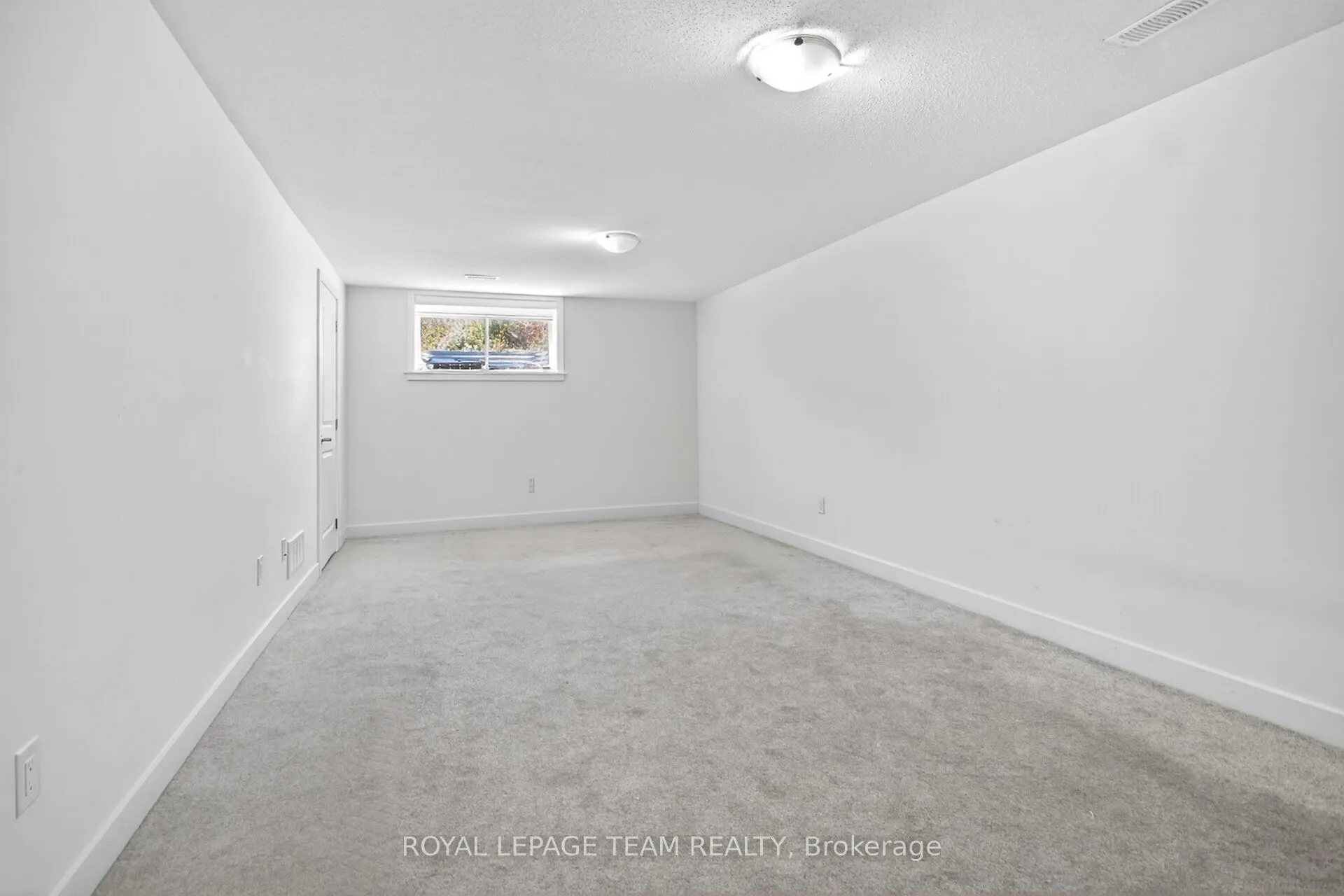 337 Ibanez Walk