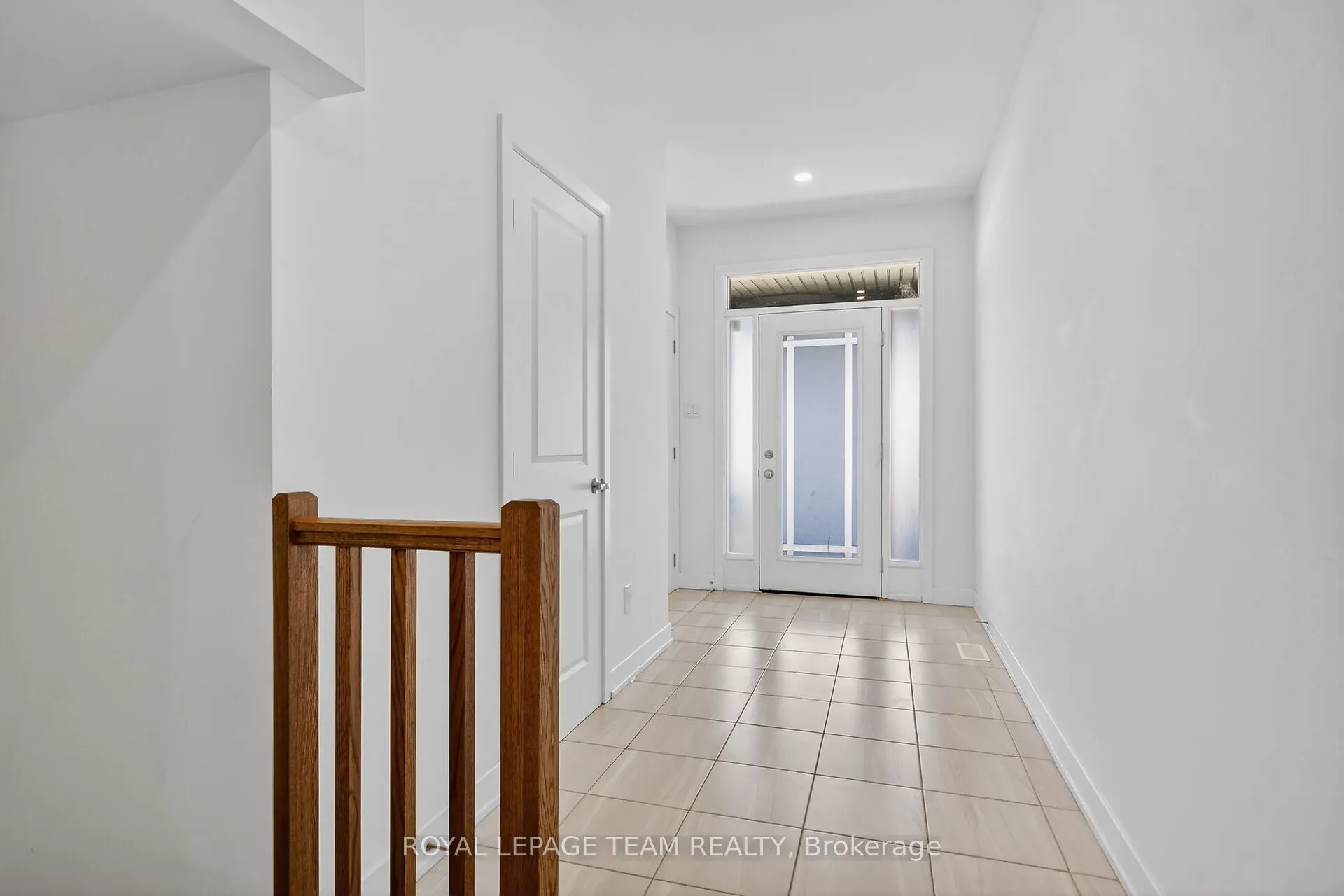 337 Ibanez Walk