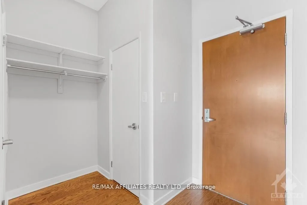310 Centrum Boulevard, #109