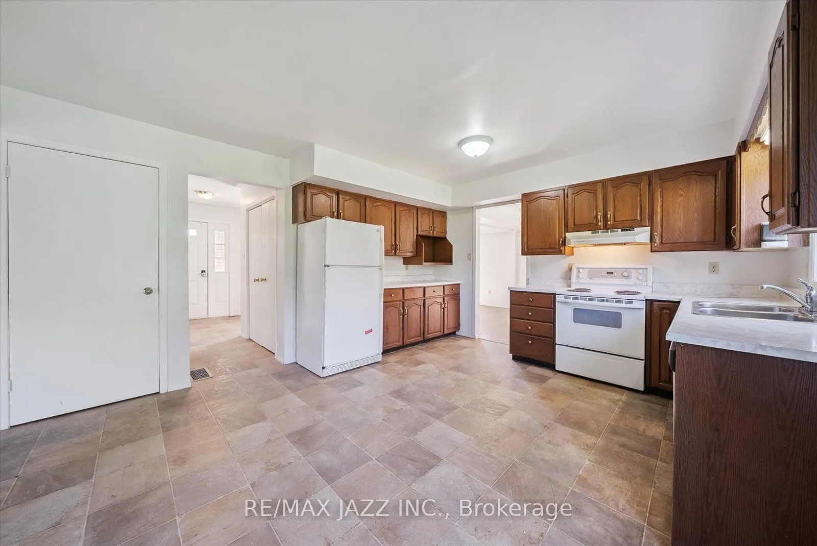 4 Centennial Drive