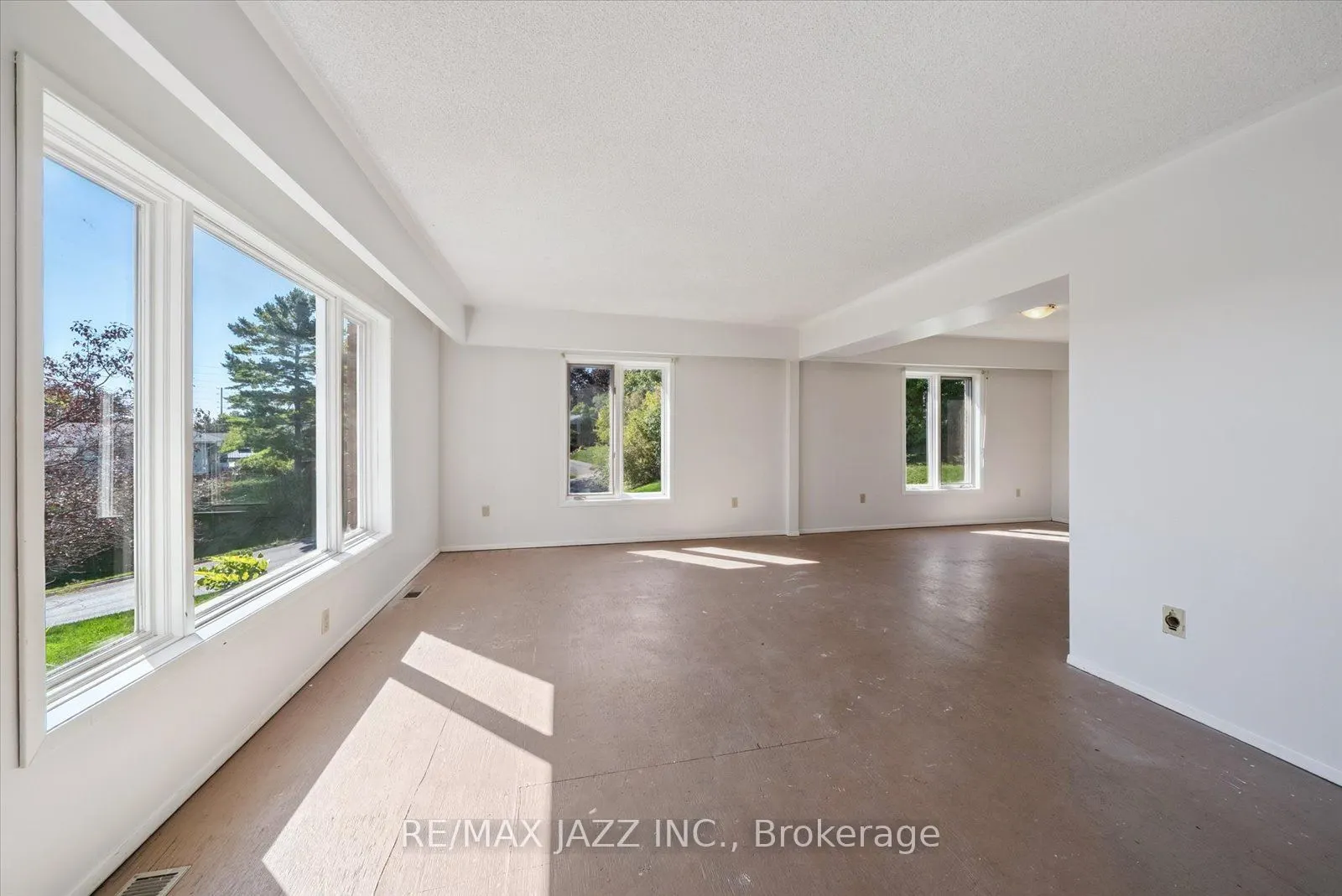 4 Centennial Drive