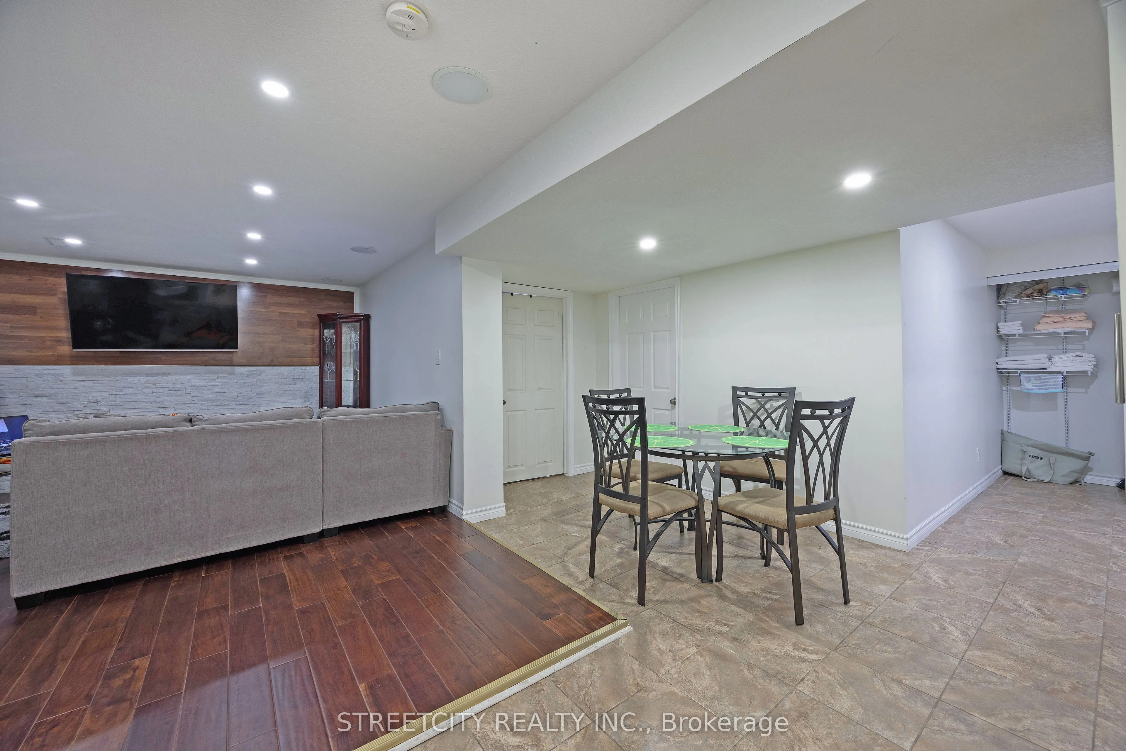 1502 Coronation Drive