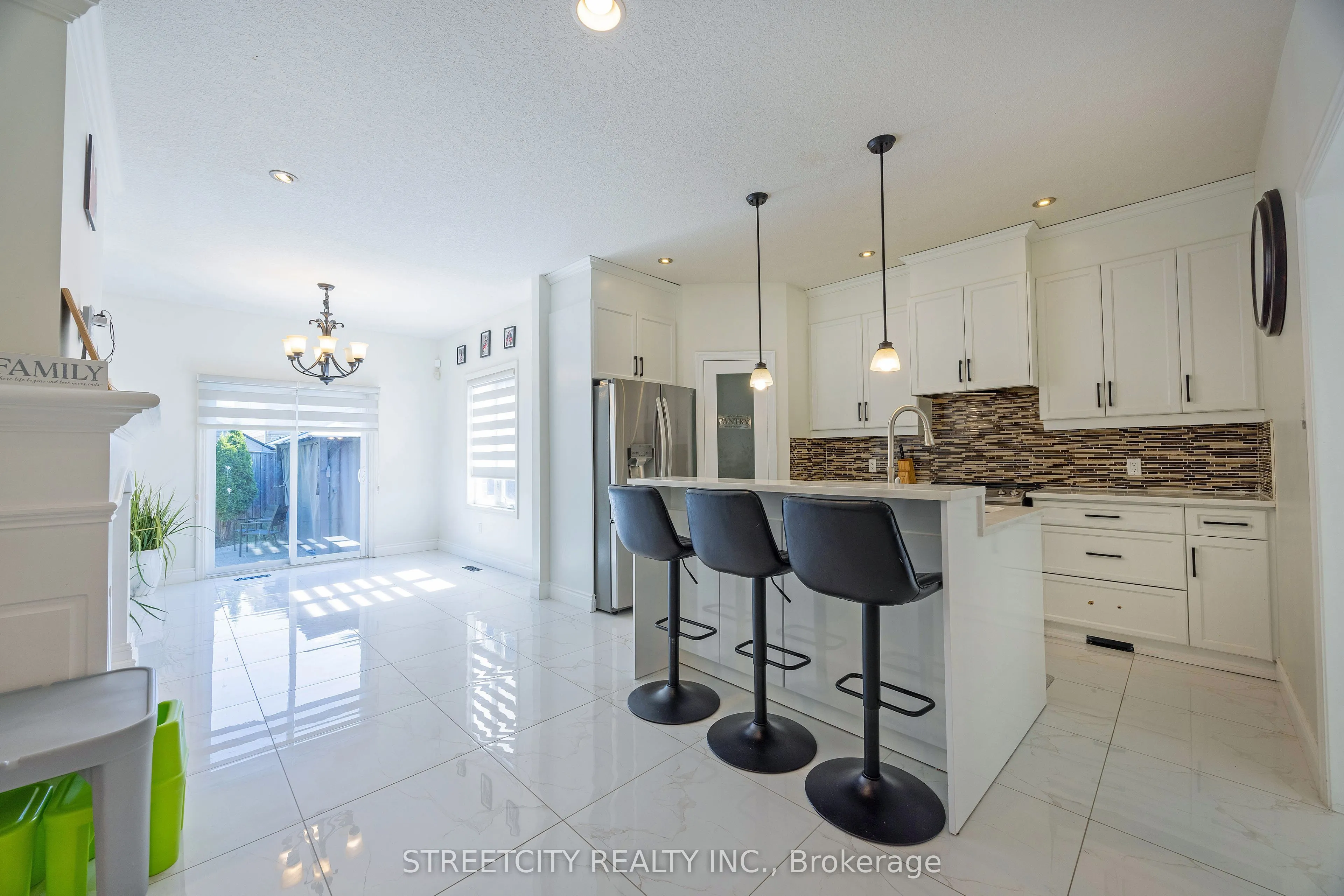 1502 Coronation Drive