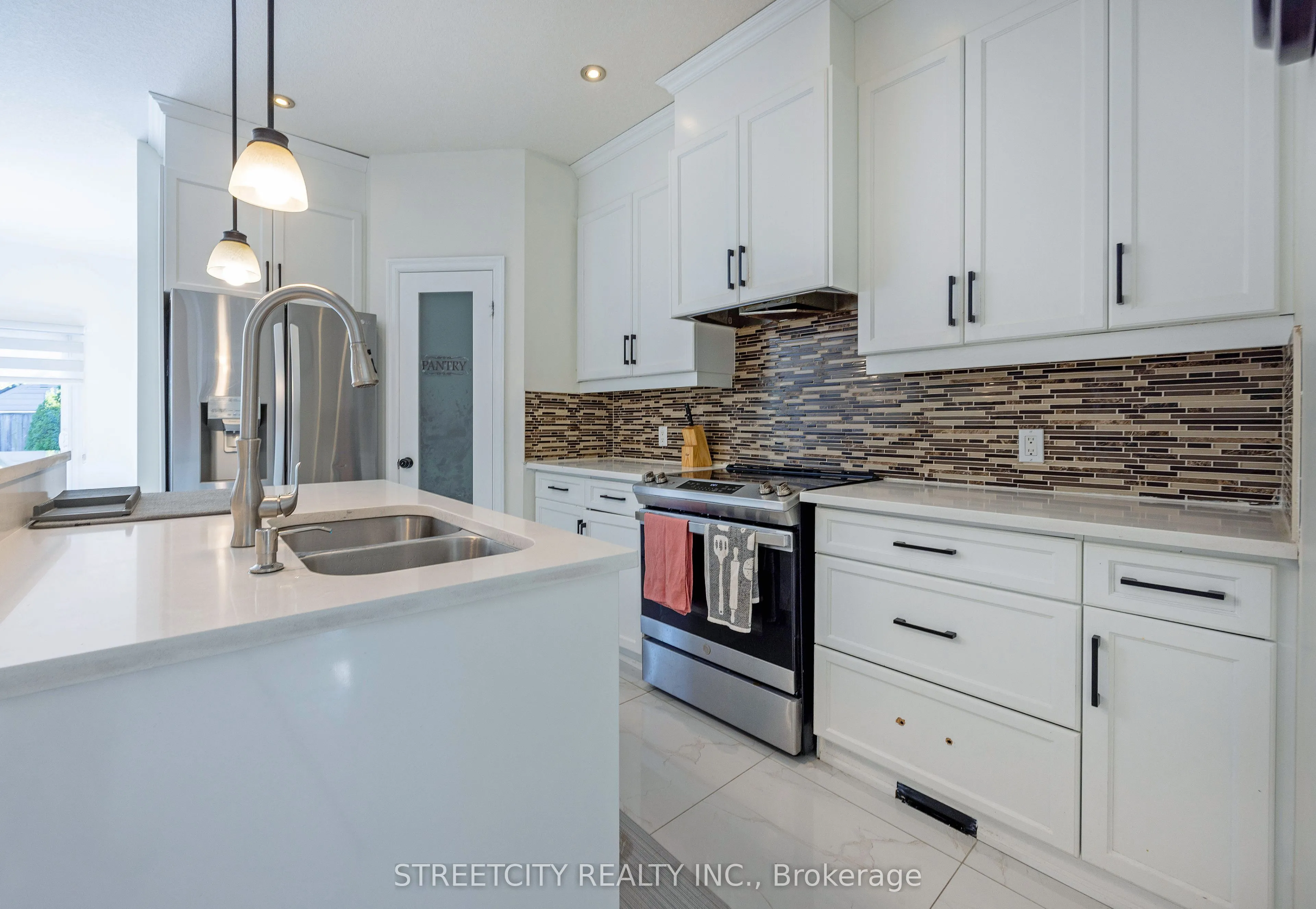 1502 Coronation Drive