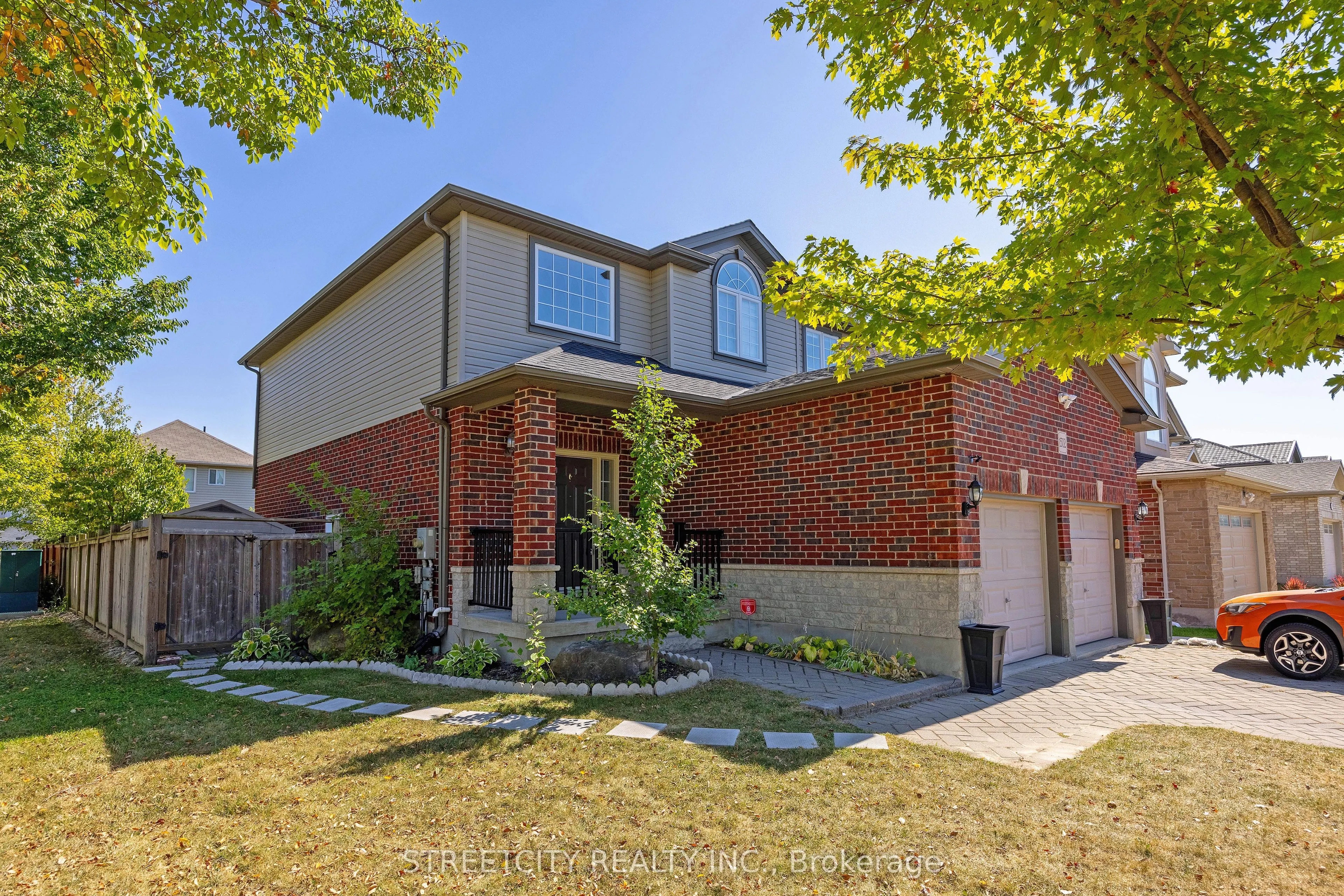 1502 Coronation Drive