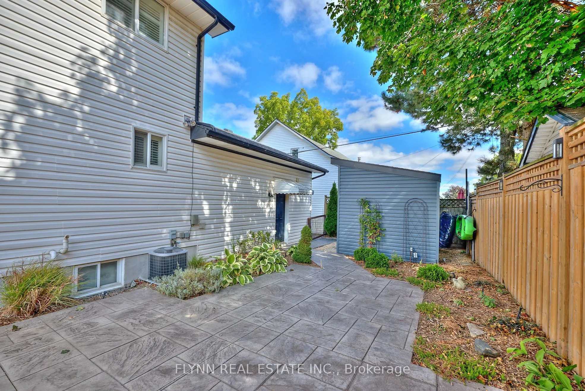 3 Brock Street