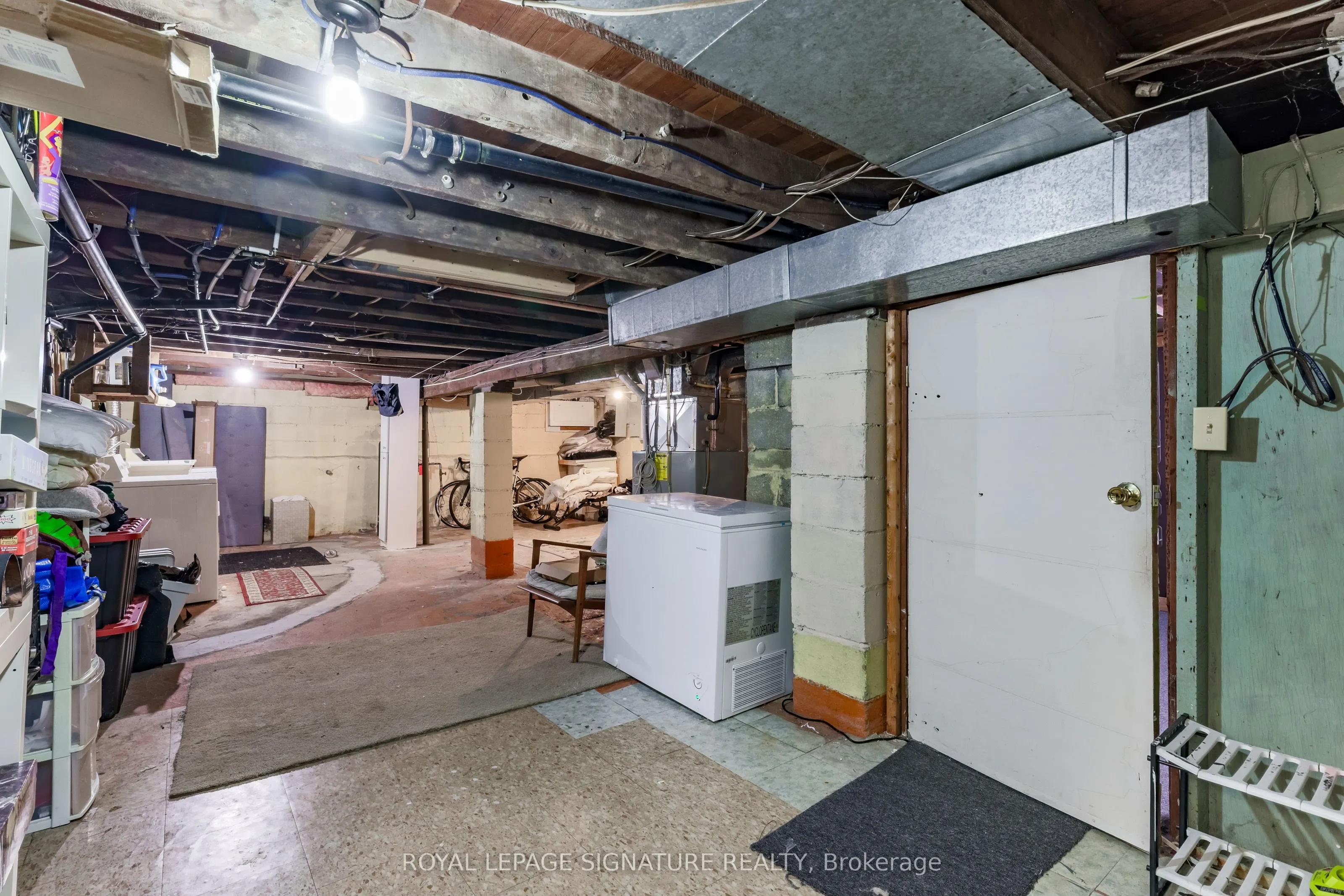 233 Lake Street