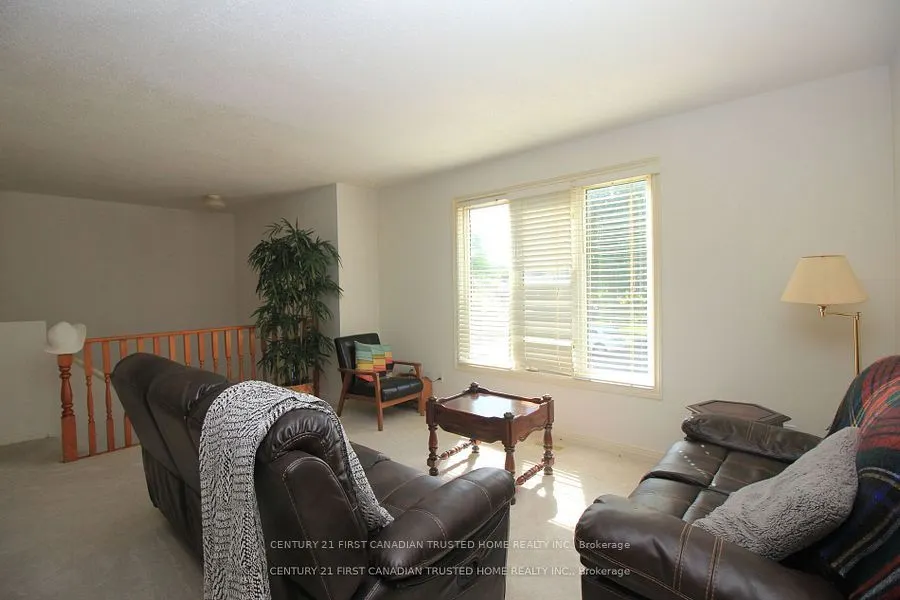 893 Lawson Road