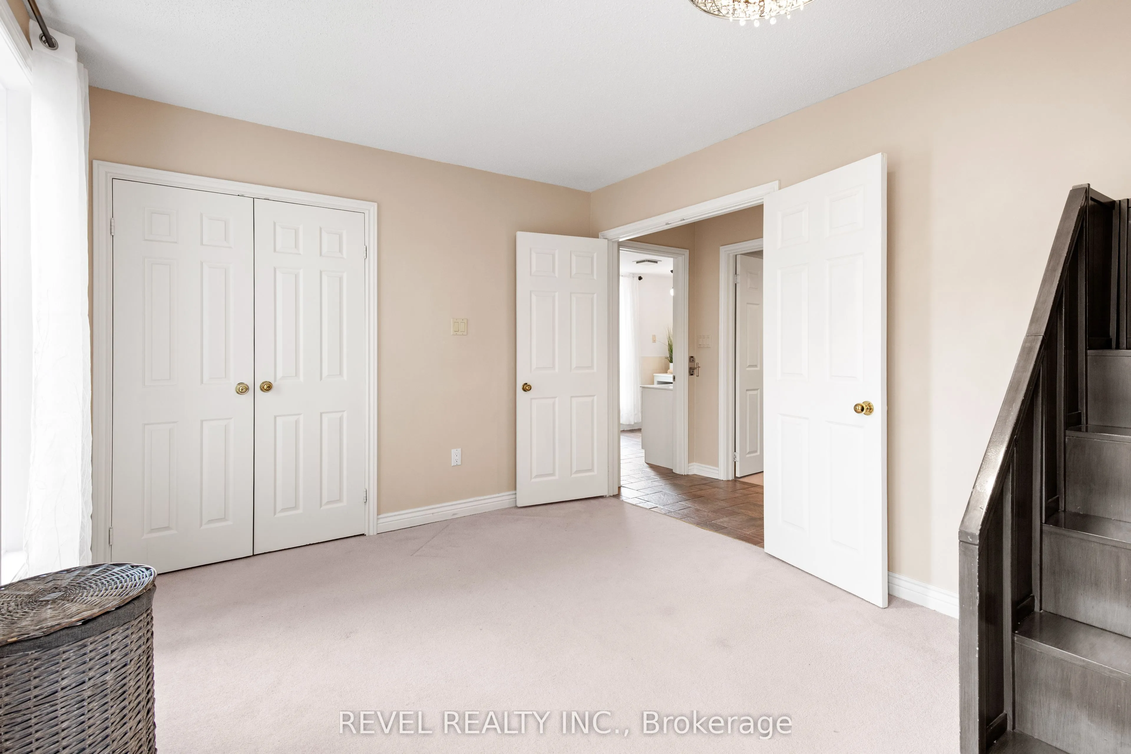 27 Cedar Crescent