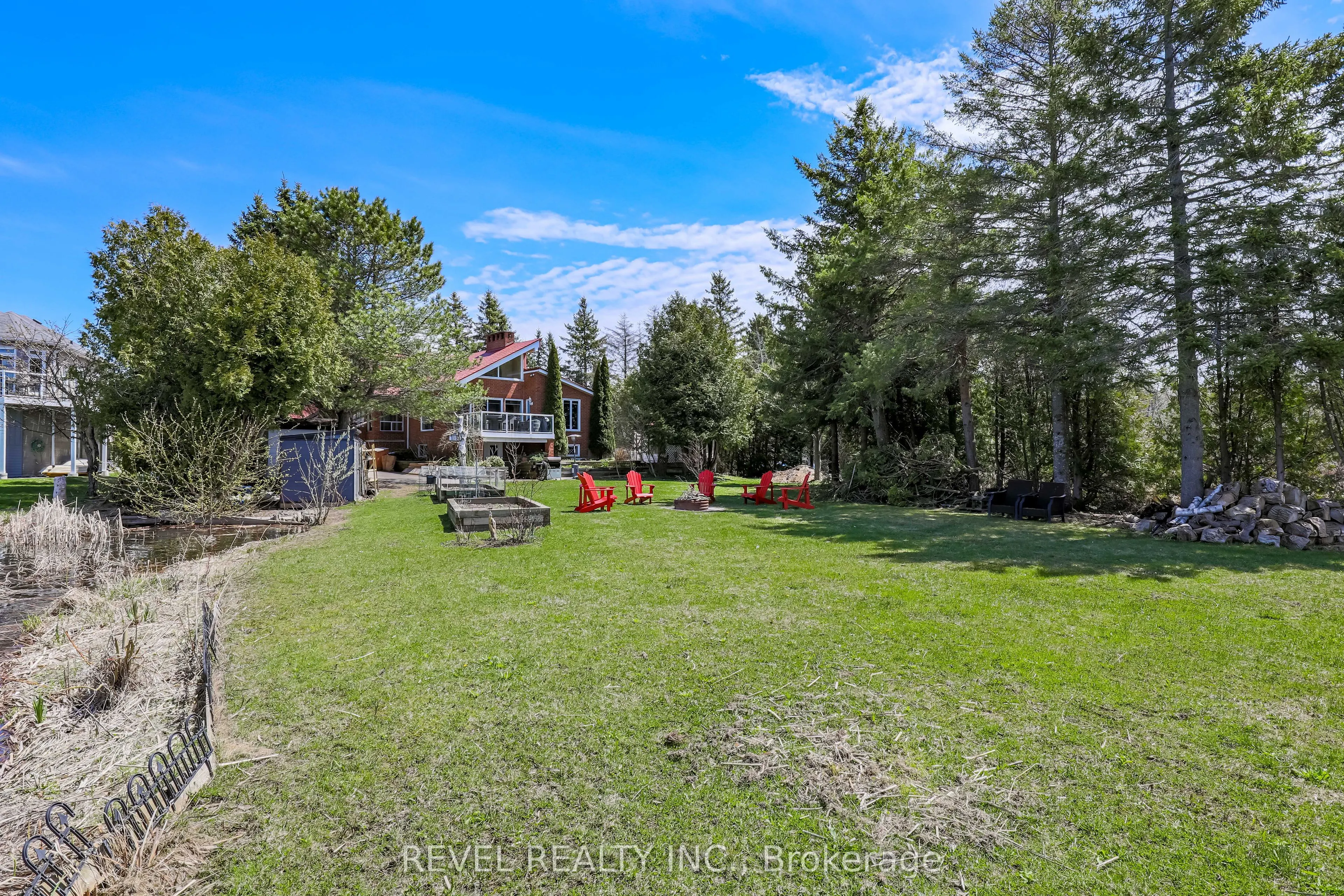 27 Cedar Crescent