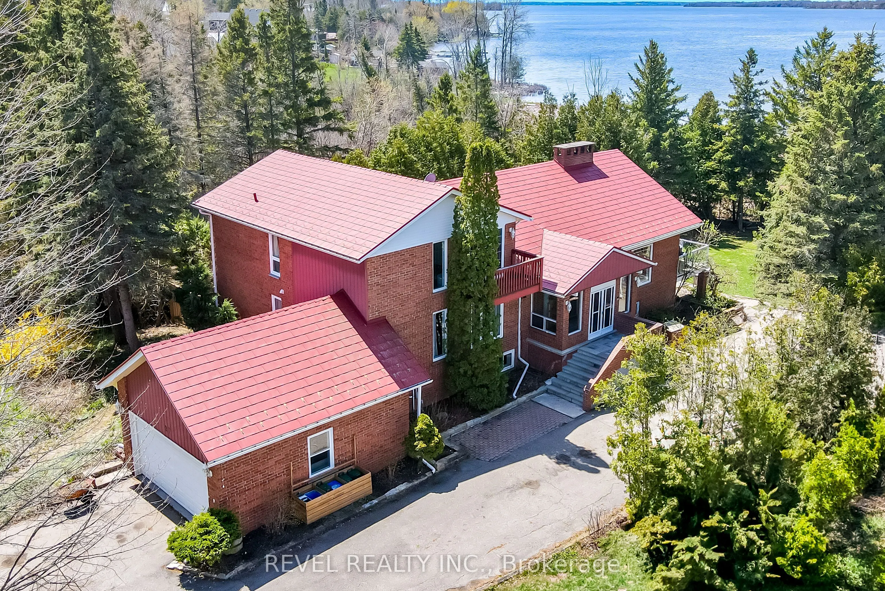 27 Cedar Crescent