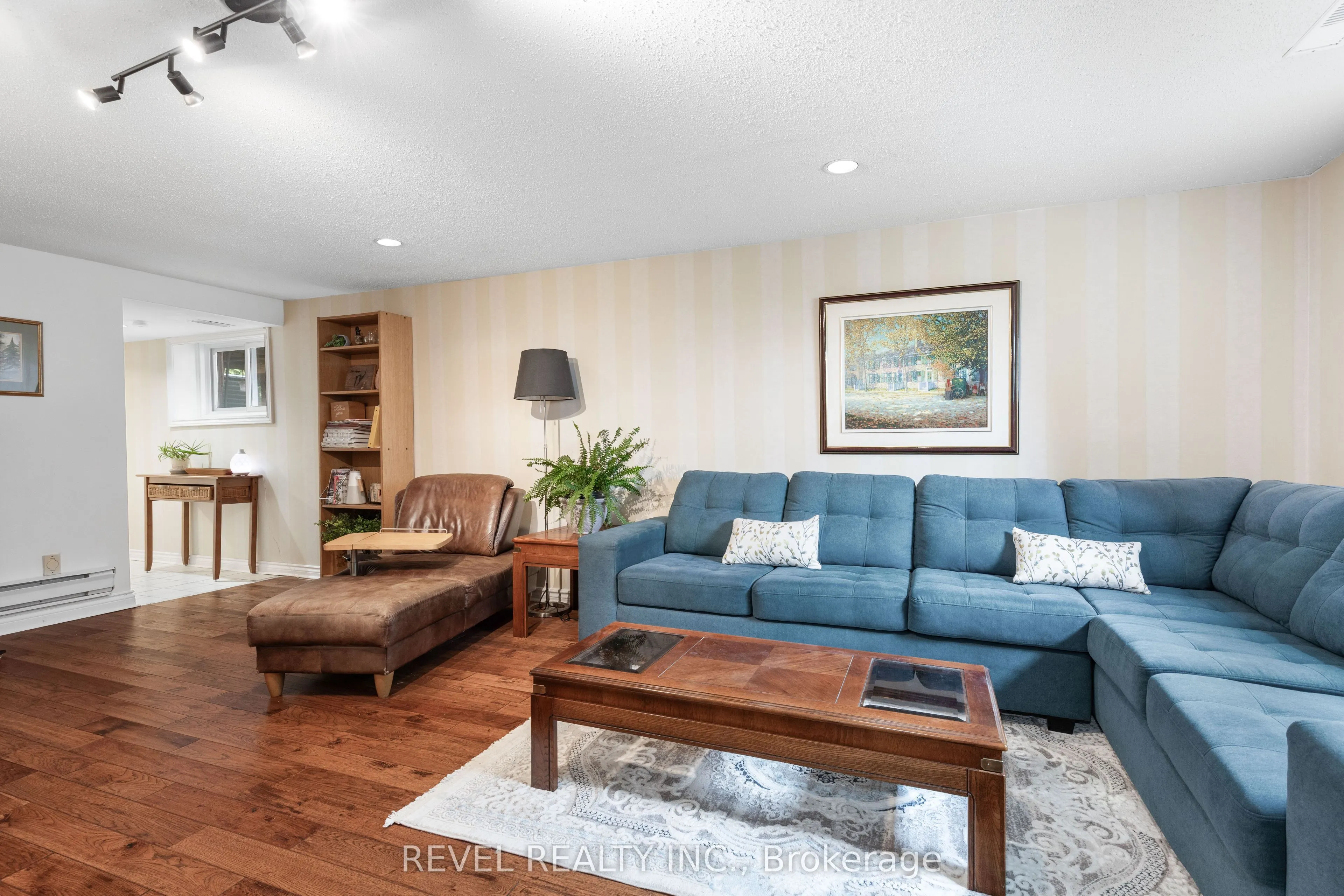 27 Cedar Crescent