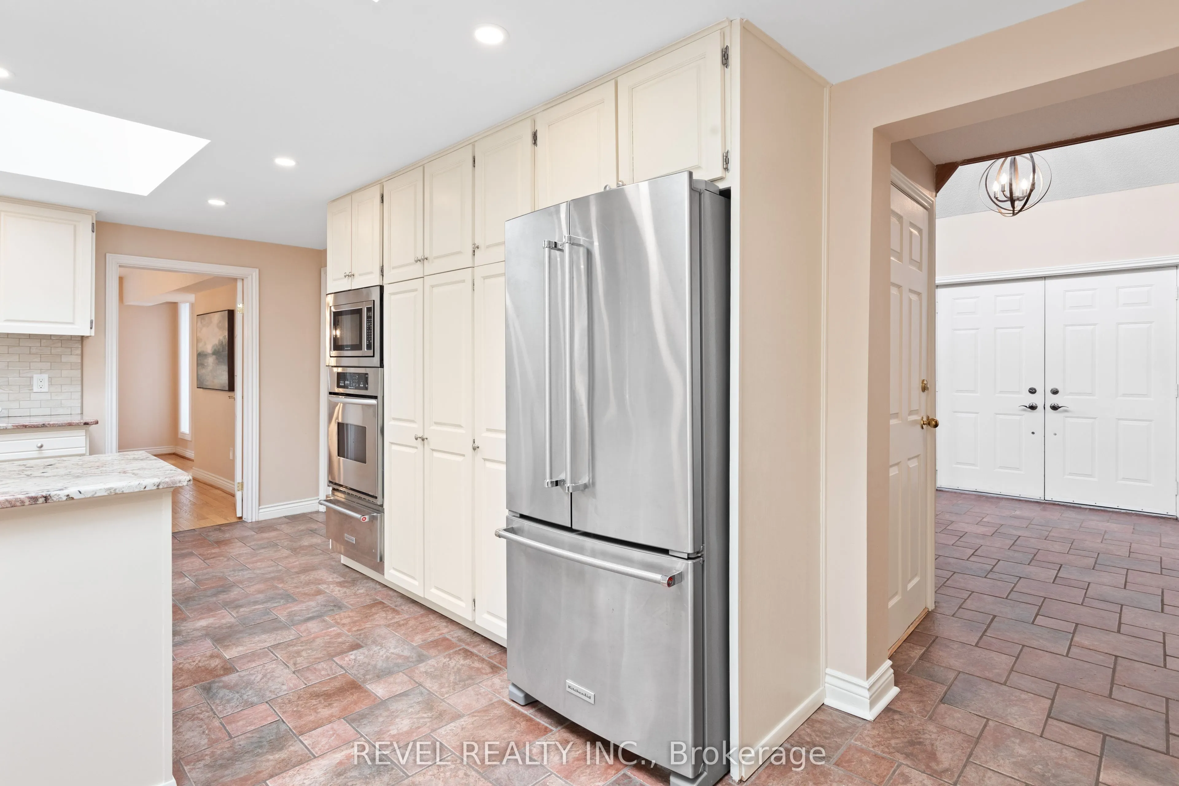 27 Cedar Crescent