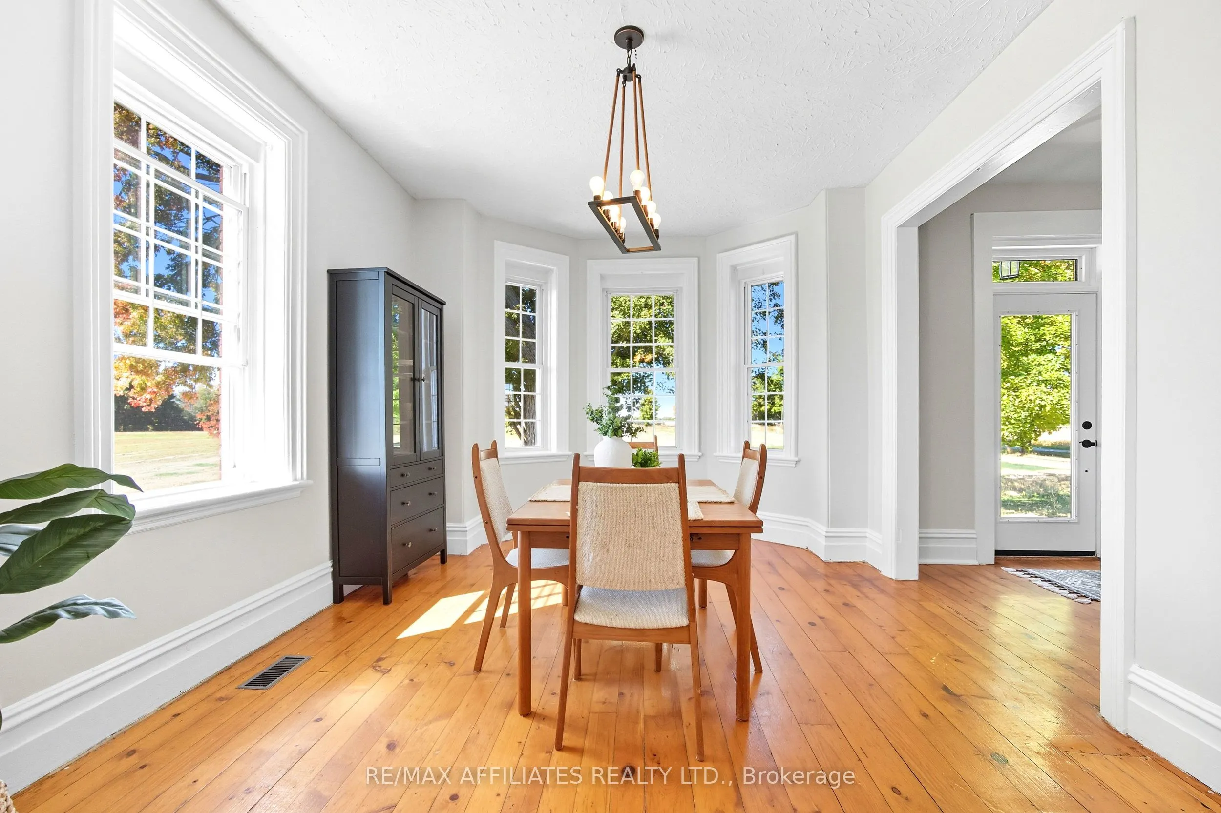 3155 Drummond Con 8a Road
