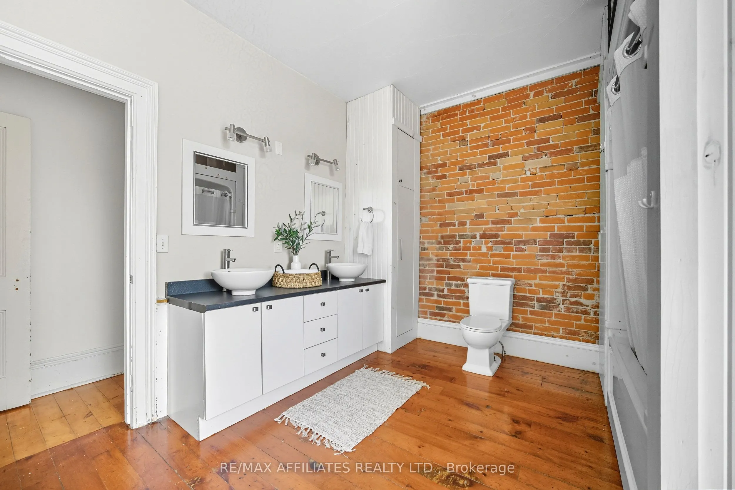 3155 Drummond Con 8a Road